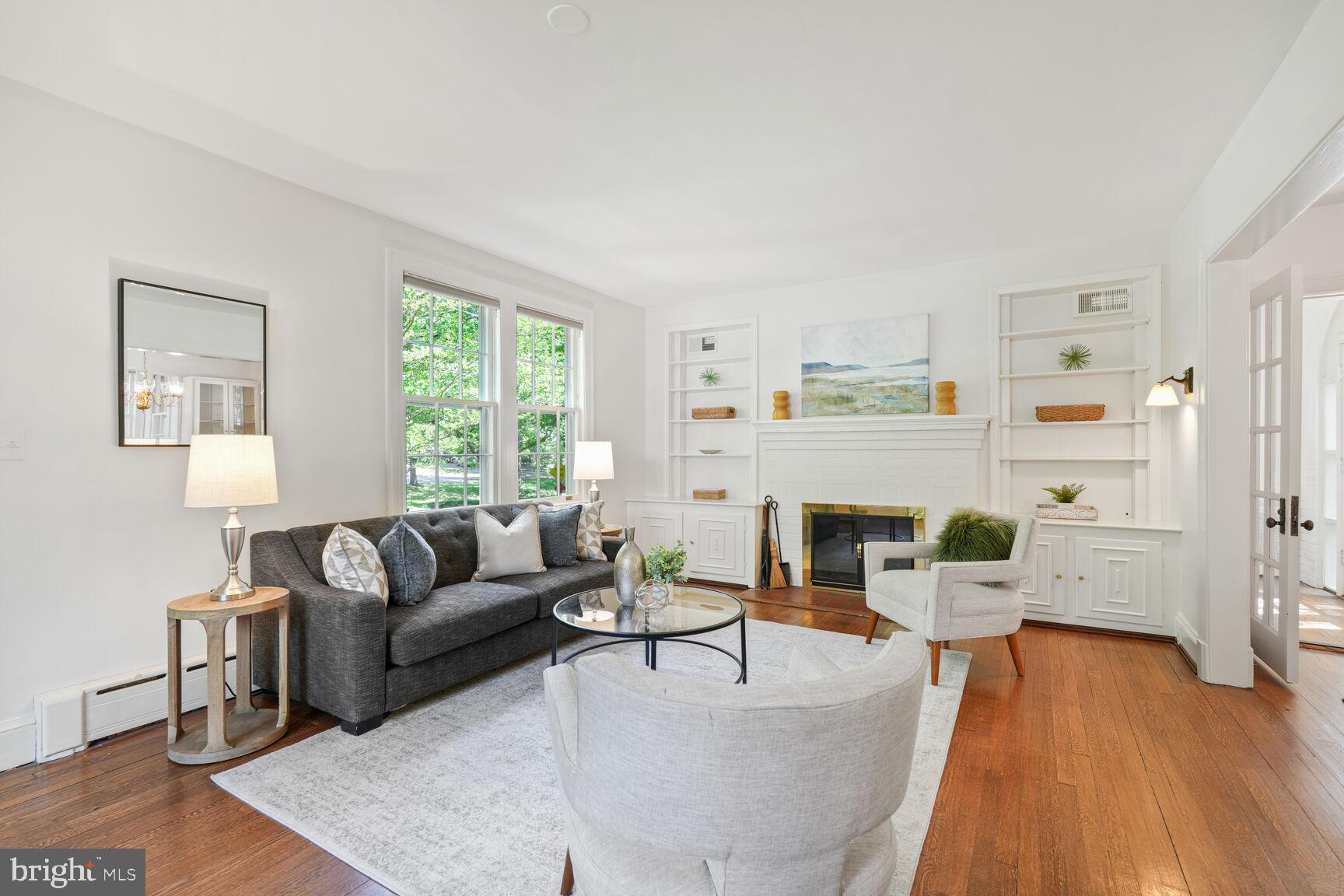 CHEVY CHASE - Residential