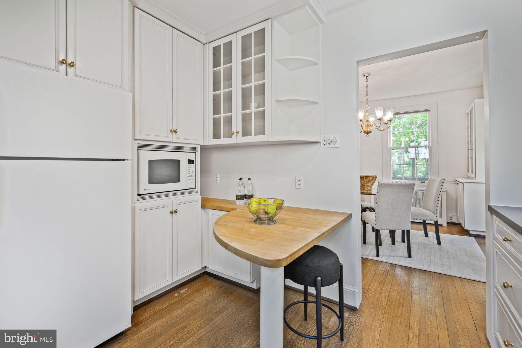 CHEVY CHASE - Residential