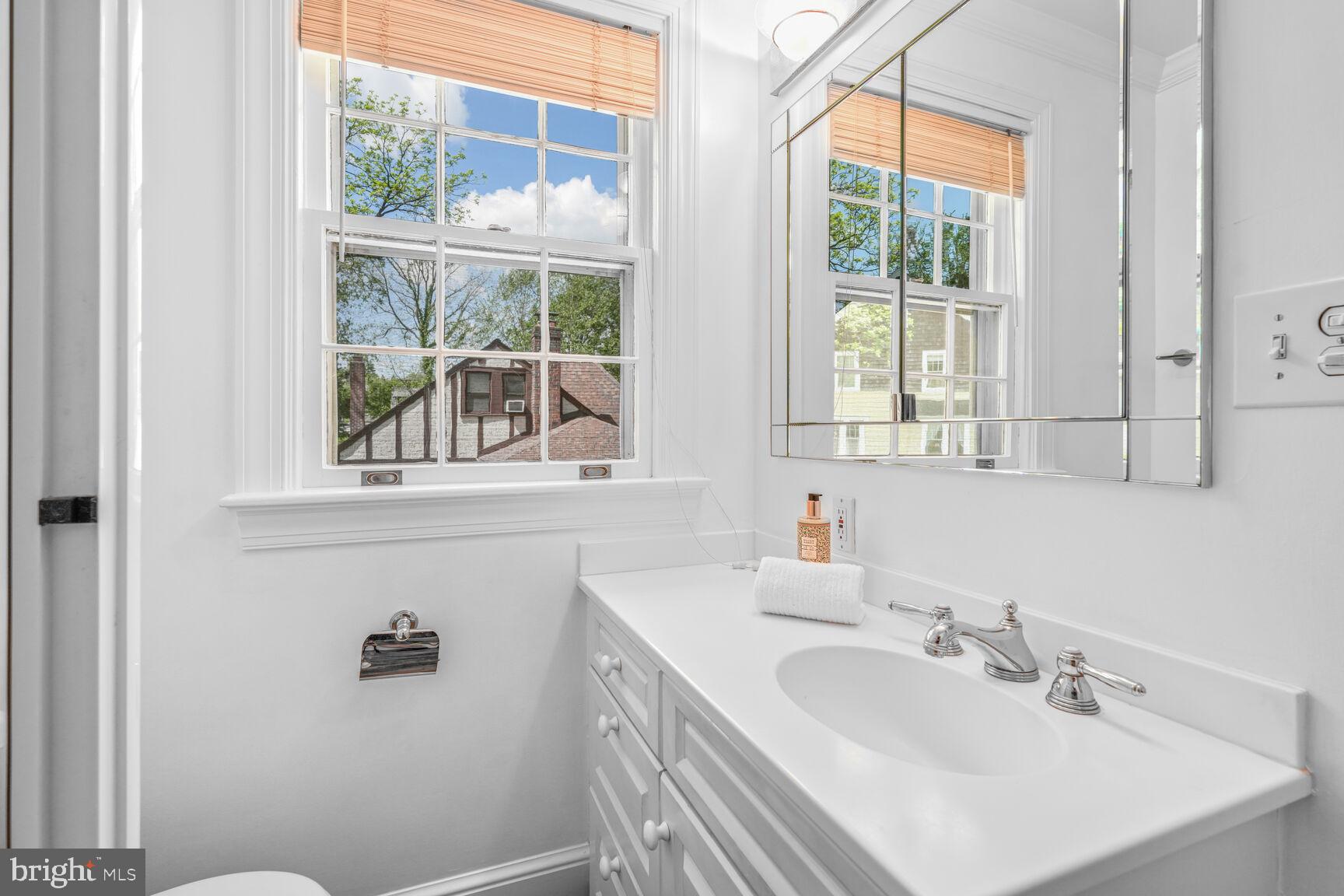 CHEVY CHASE - Residential