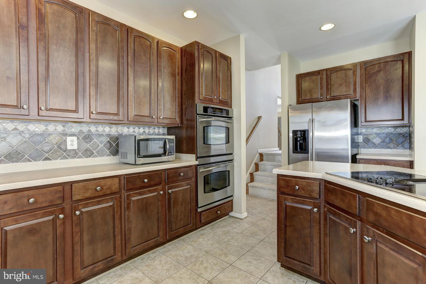 AUTUMN VIEW - Residential