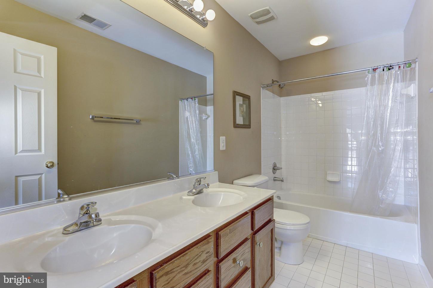 AUTUMN VIEW - Residential