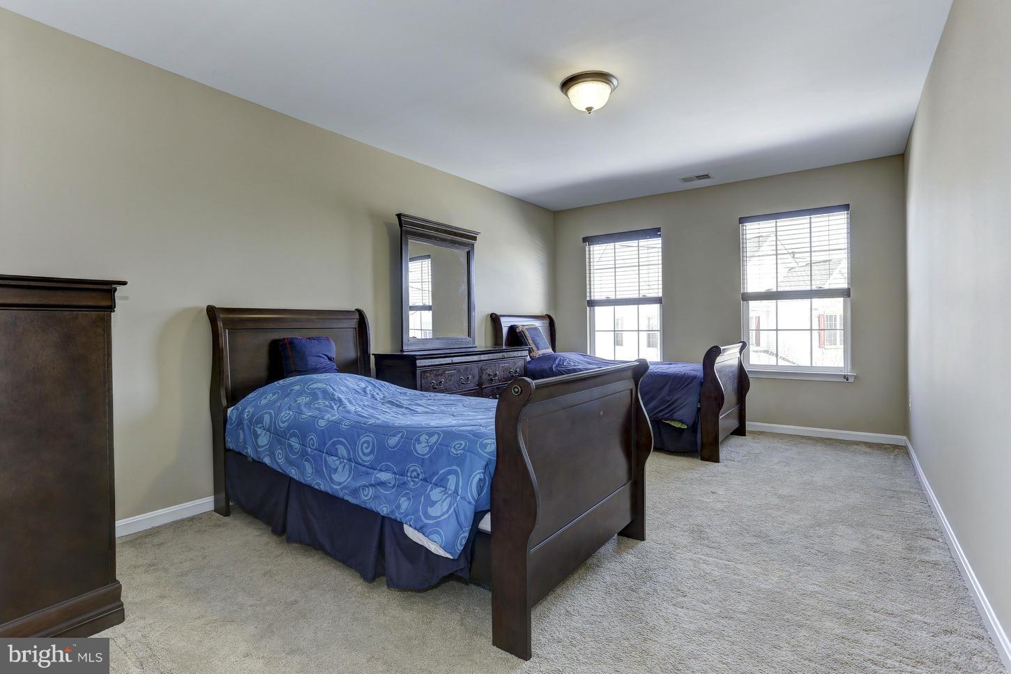 AUTUMN VIEW - Residential