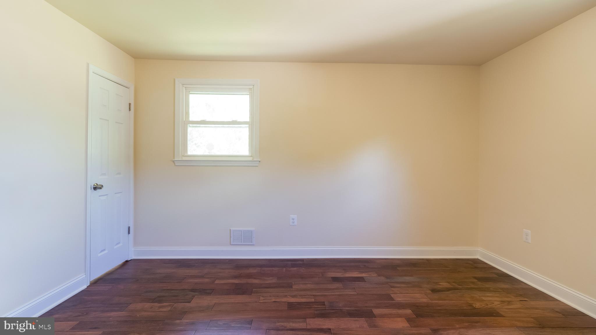 HILLCREST ESTATES - Residential