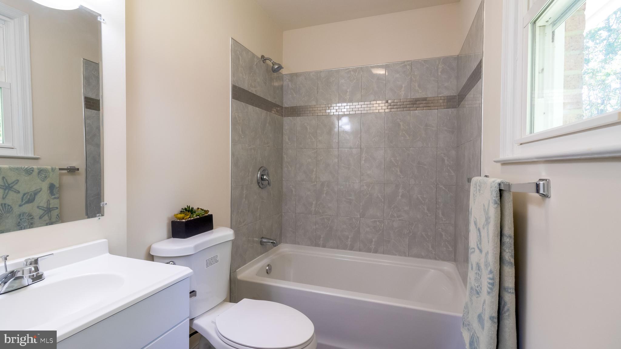 HILLCREST ESTATES - Residential