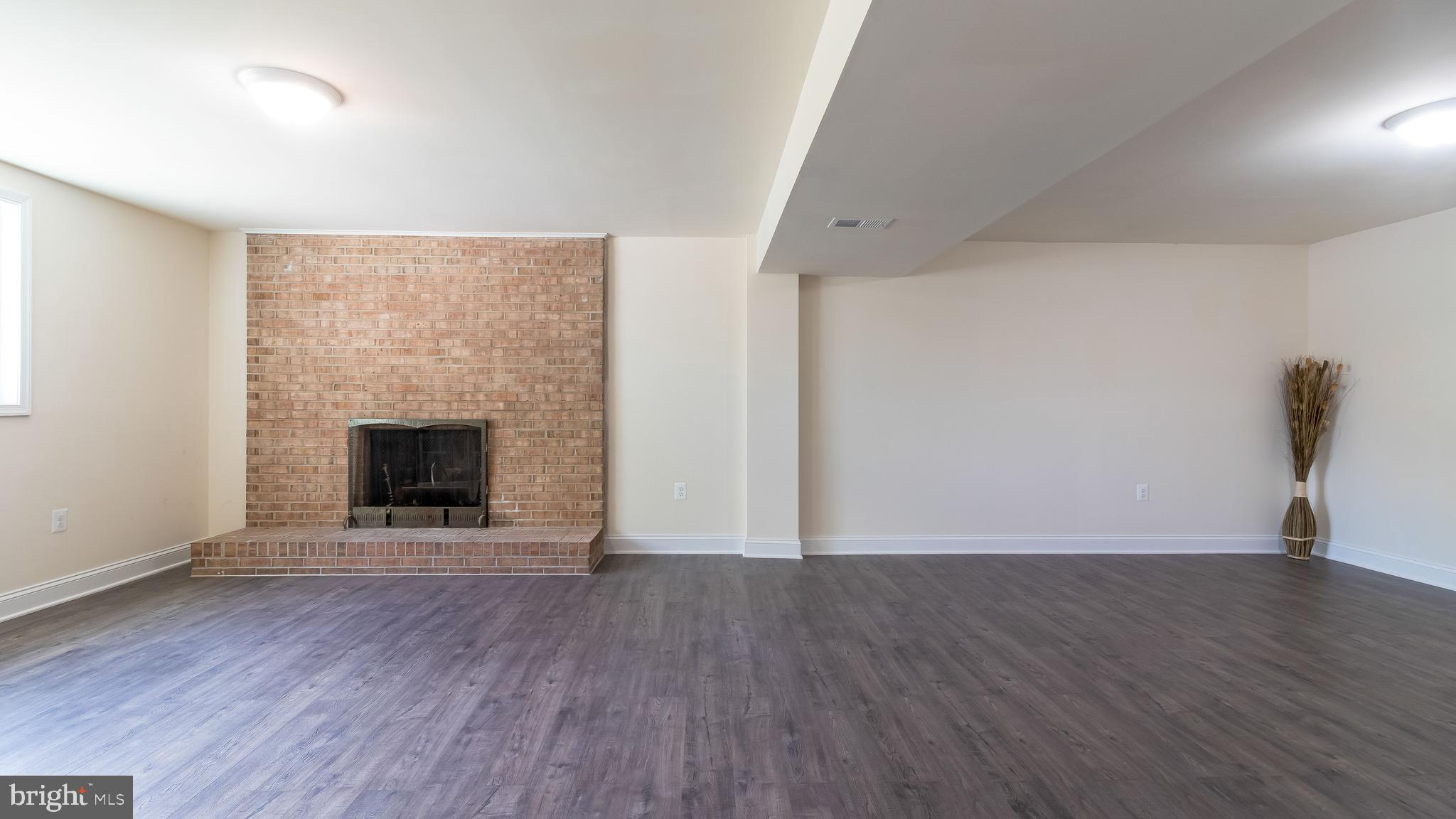 HILLCREST ESTATES - Residential