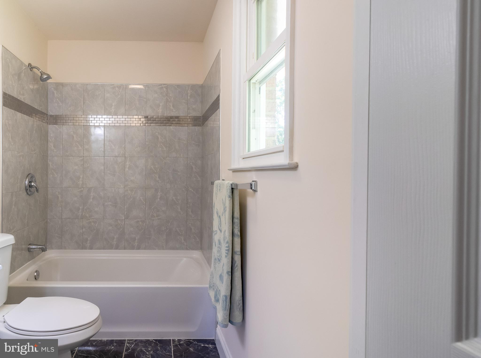 HILLCREST ESTATES - Residential