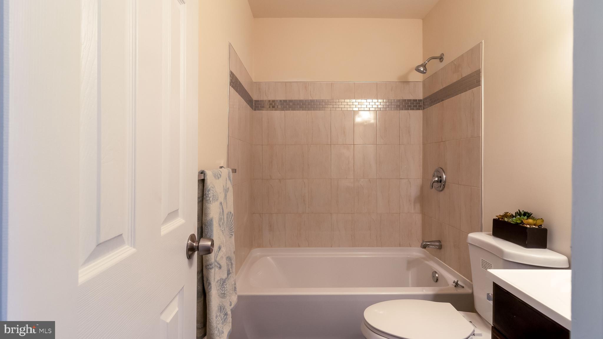 HILLCREST ESTATES - Residential