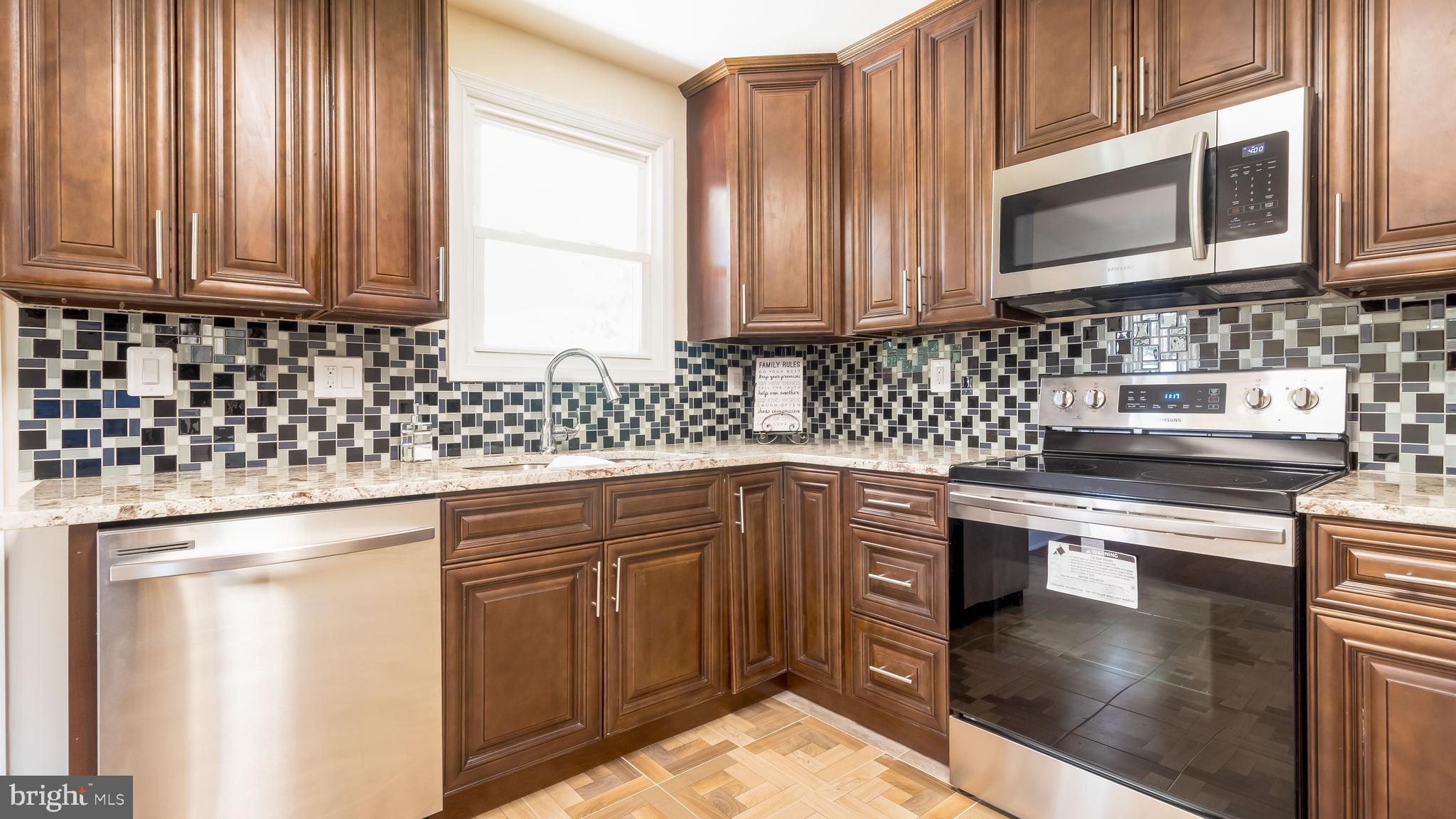 HILLCREST ESTATES - Residential