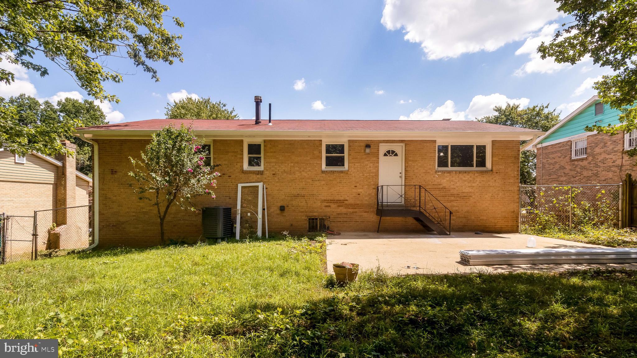 HILLCREST ESTATES - Residential