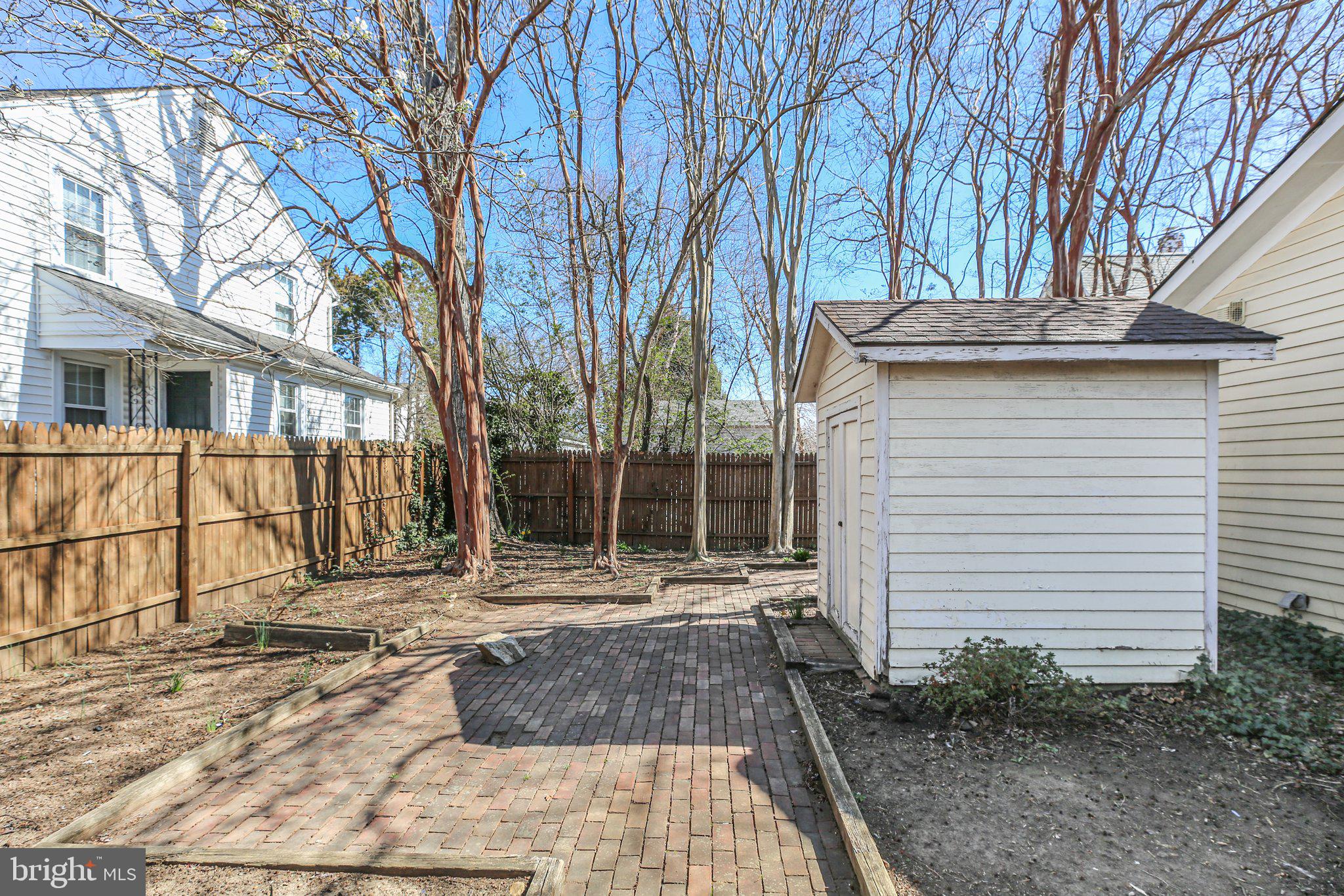 DOWNTOWN FREDERICKSBURG - Residential