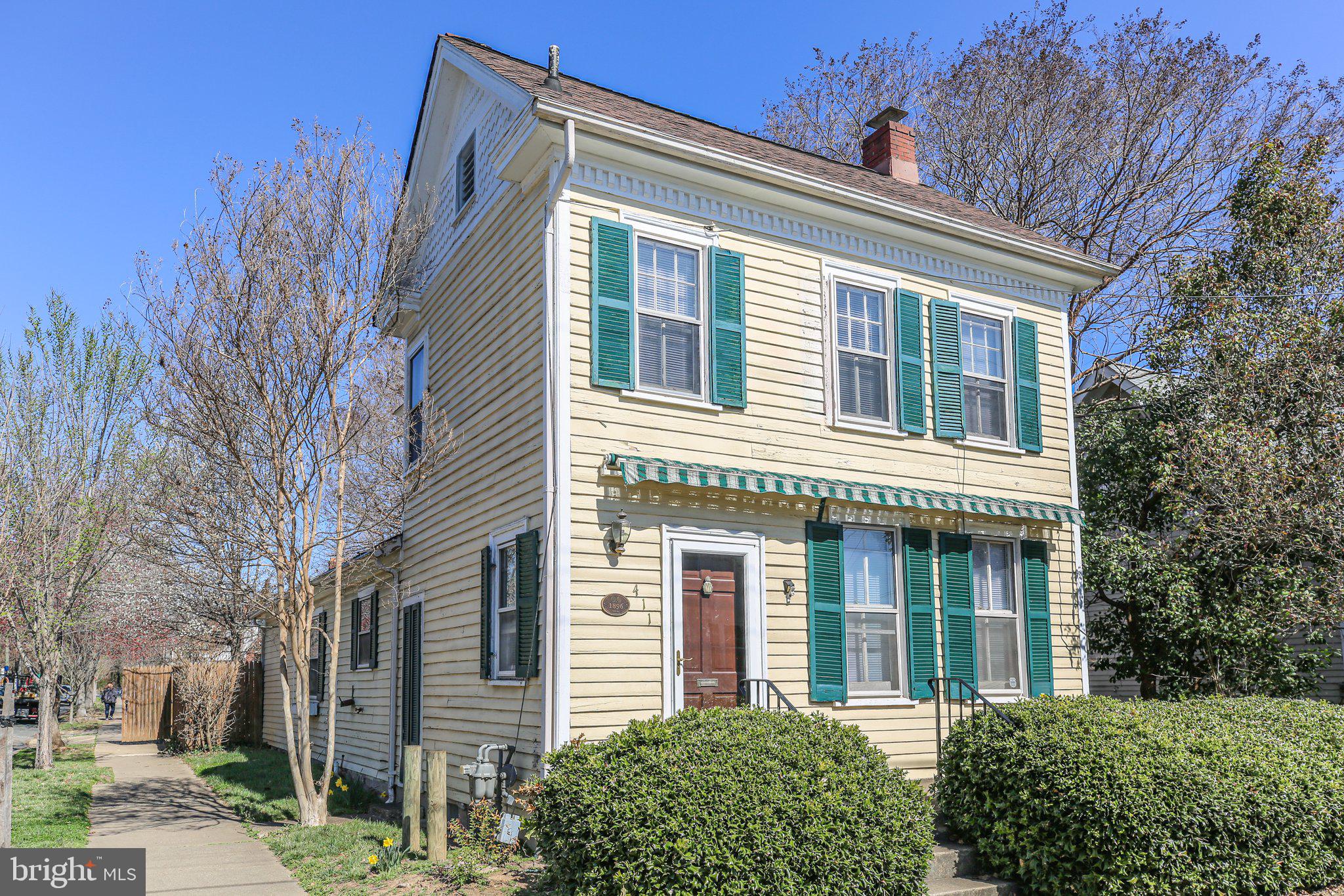 DOWNTOWN FREDERICKSBURG - Residential