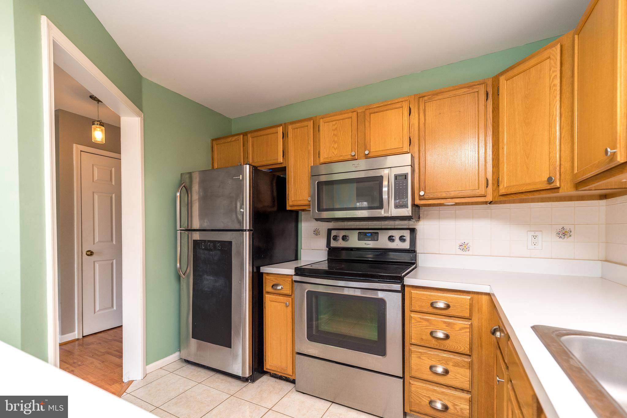 TWIN HILLS - Residential Lease