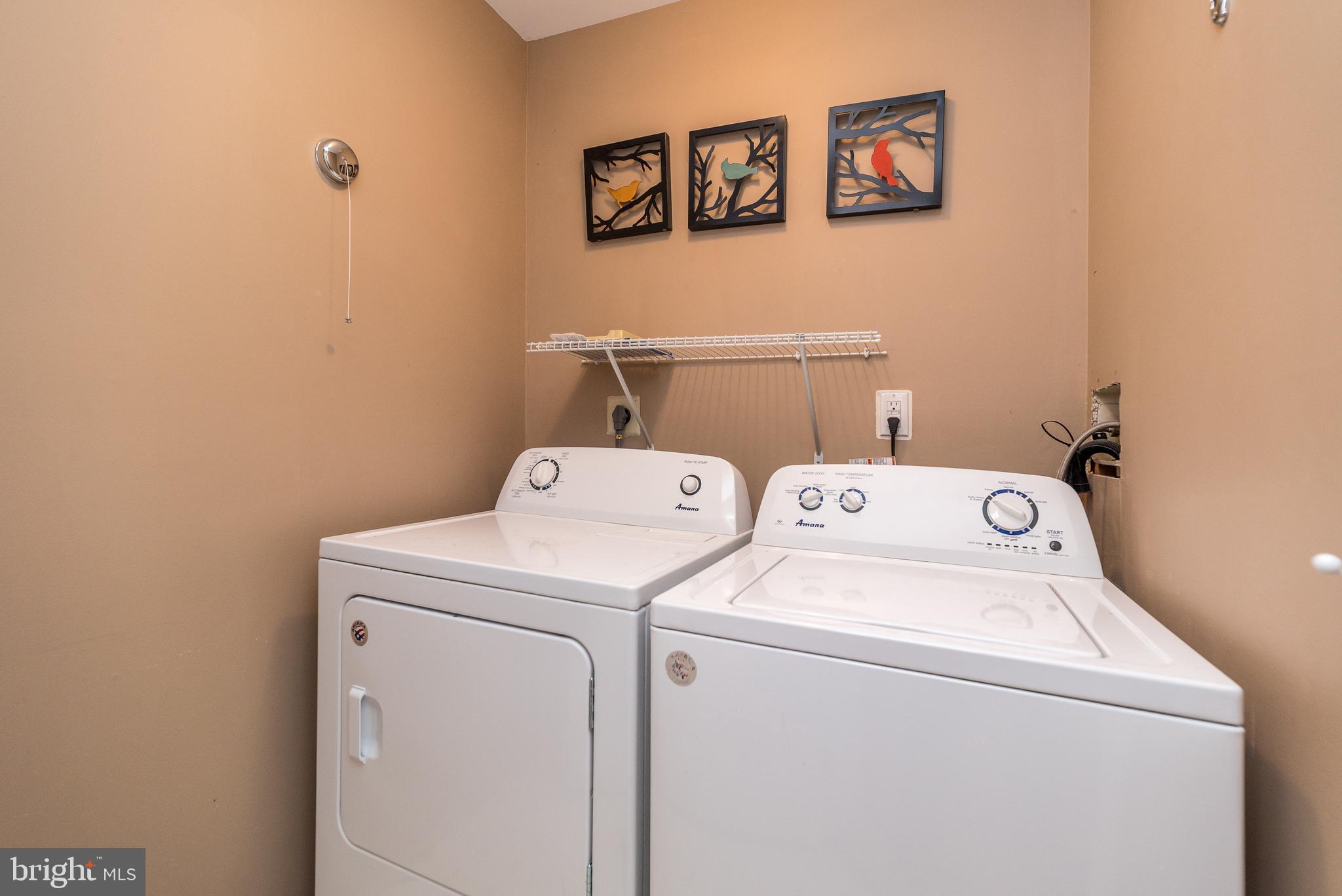 TWIN HILLS - Residential Lease