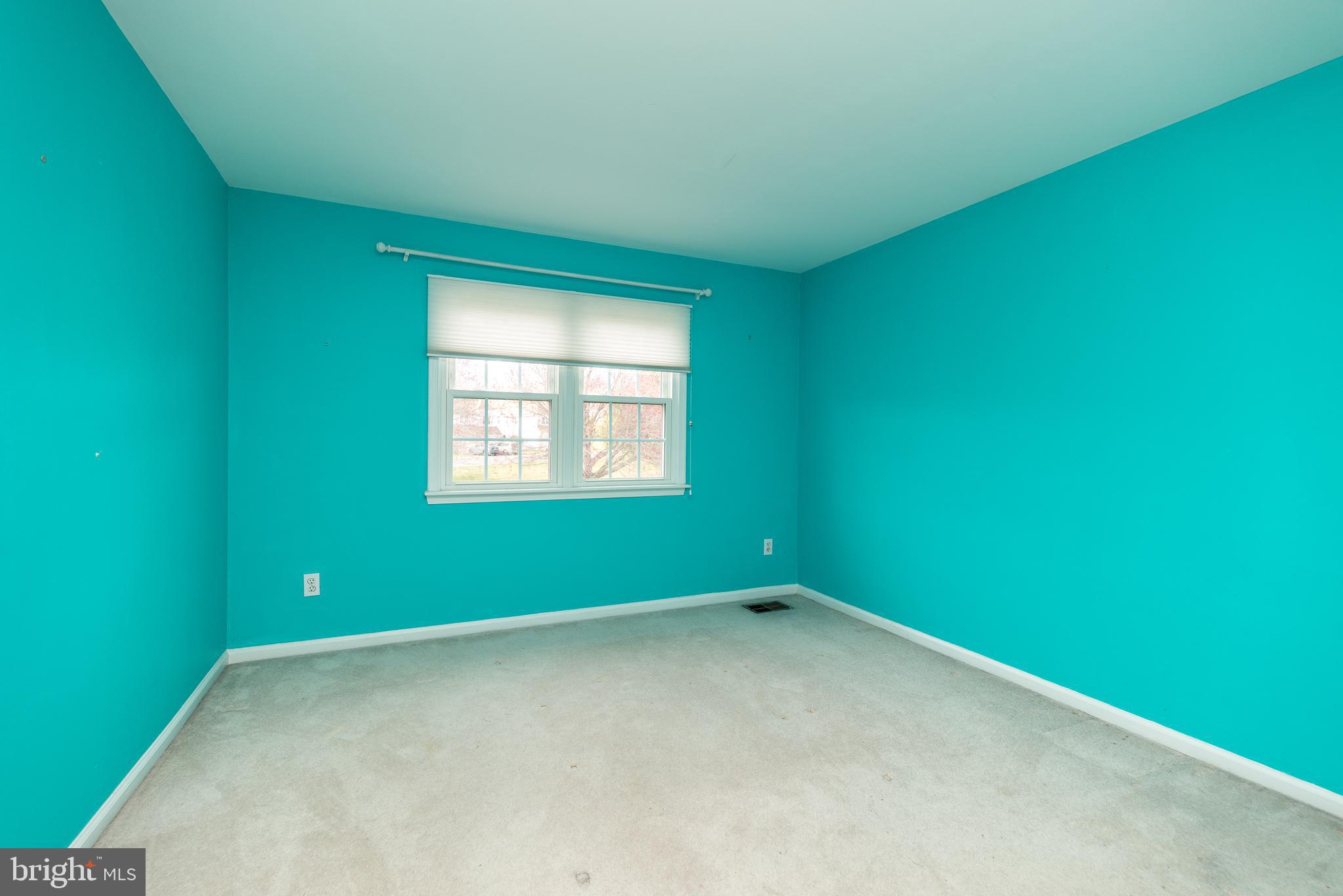 TWIN HILLS - Residential Lease