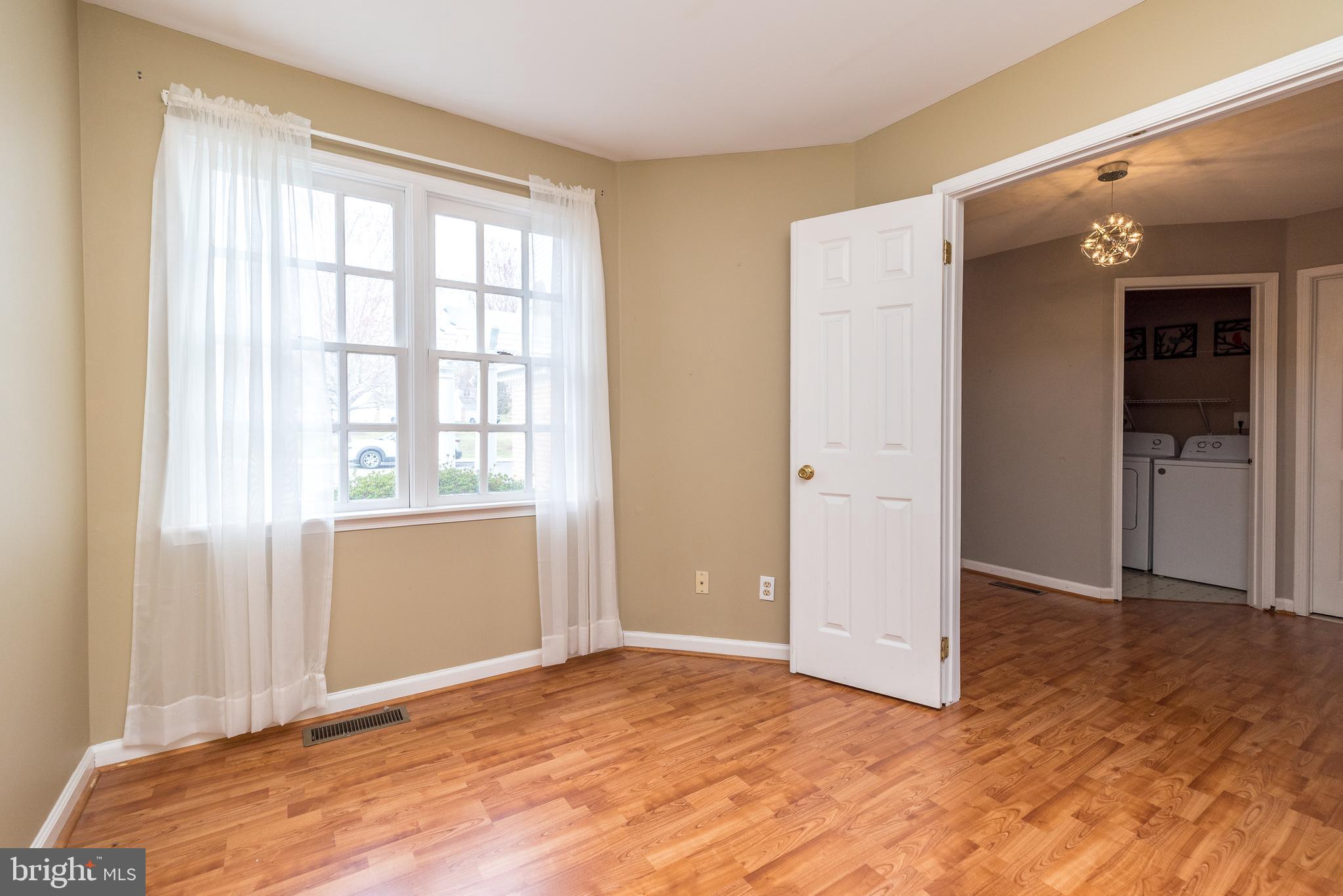 TWIN HILLS - Residential Lease