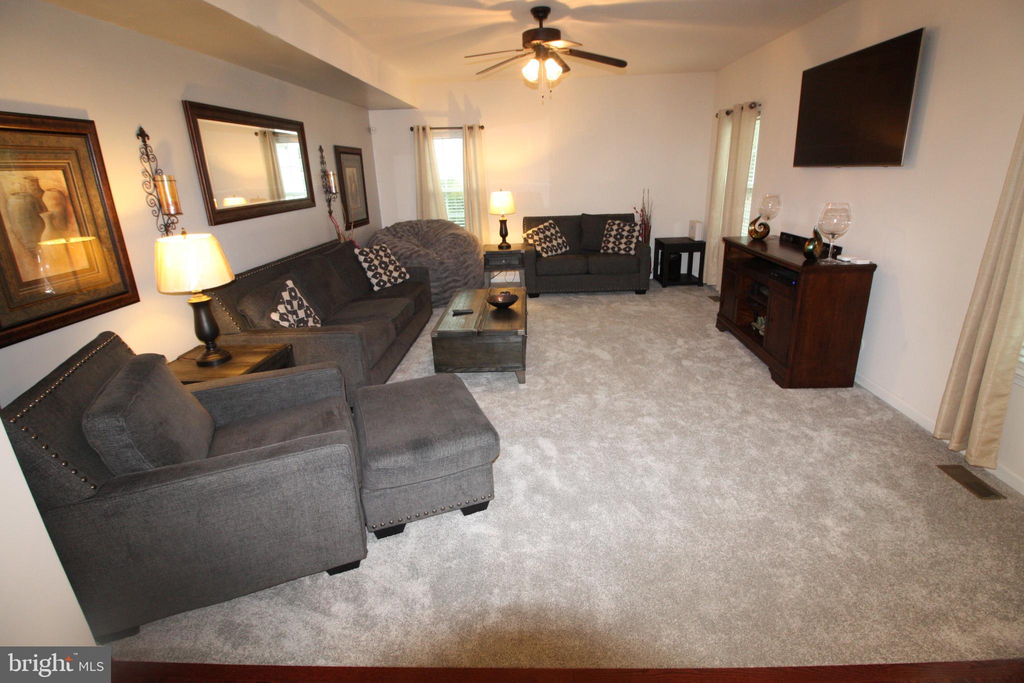 AUTUMN HILLS - Residential