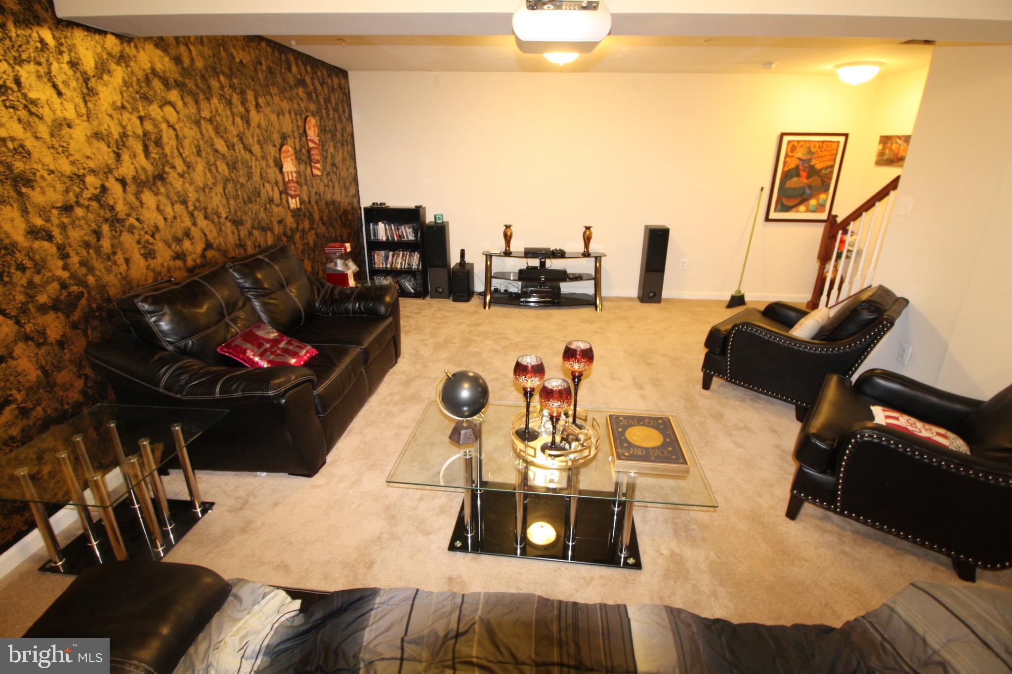 AUTUMN HILLS - Residential