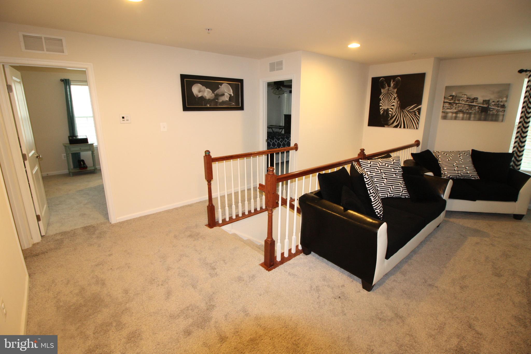 AUTUMN HILLS - Residential