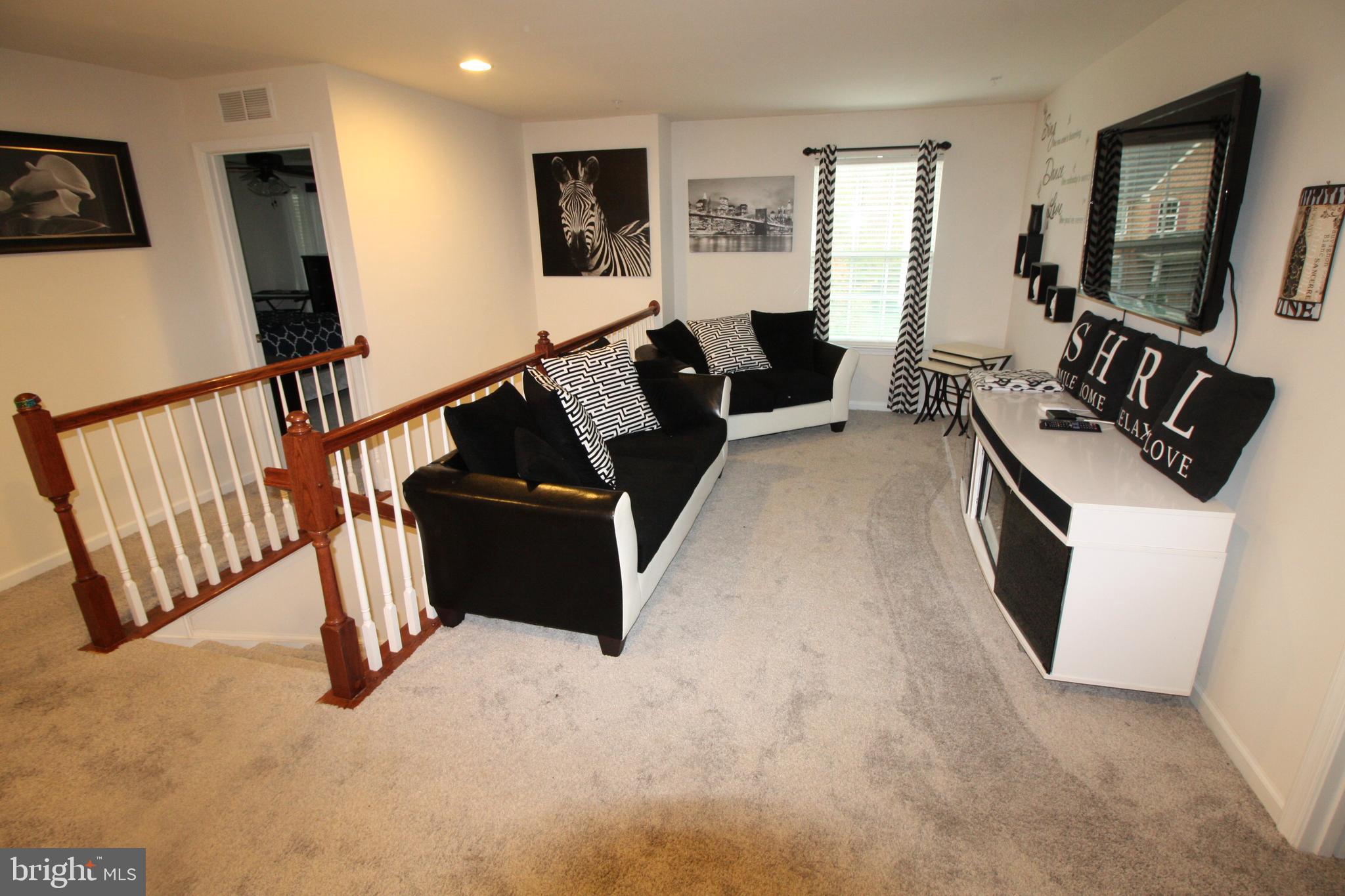 AUTUMN HILLS - Residential