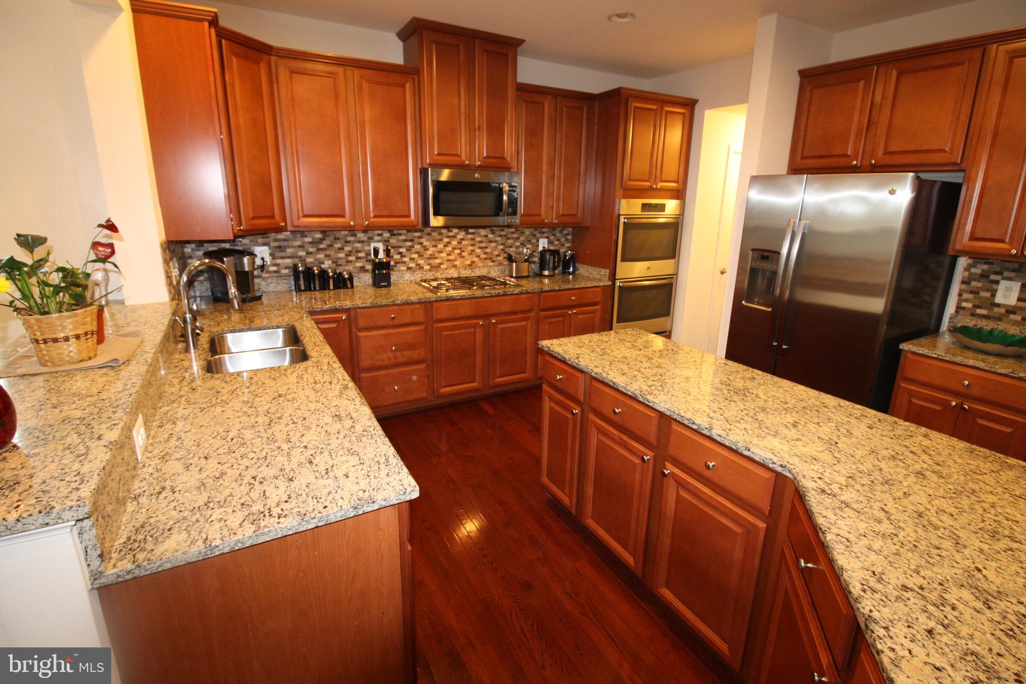 AUTUMN HILLS - Residential