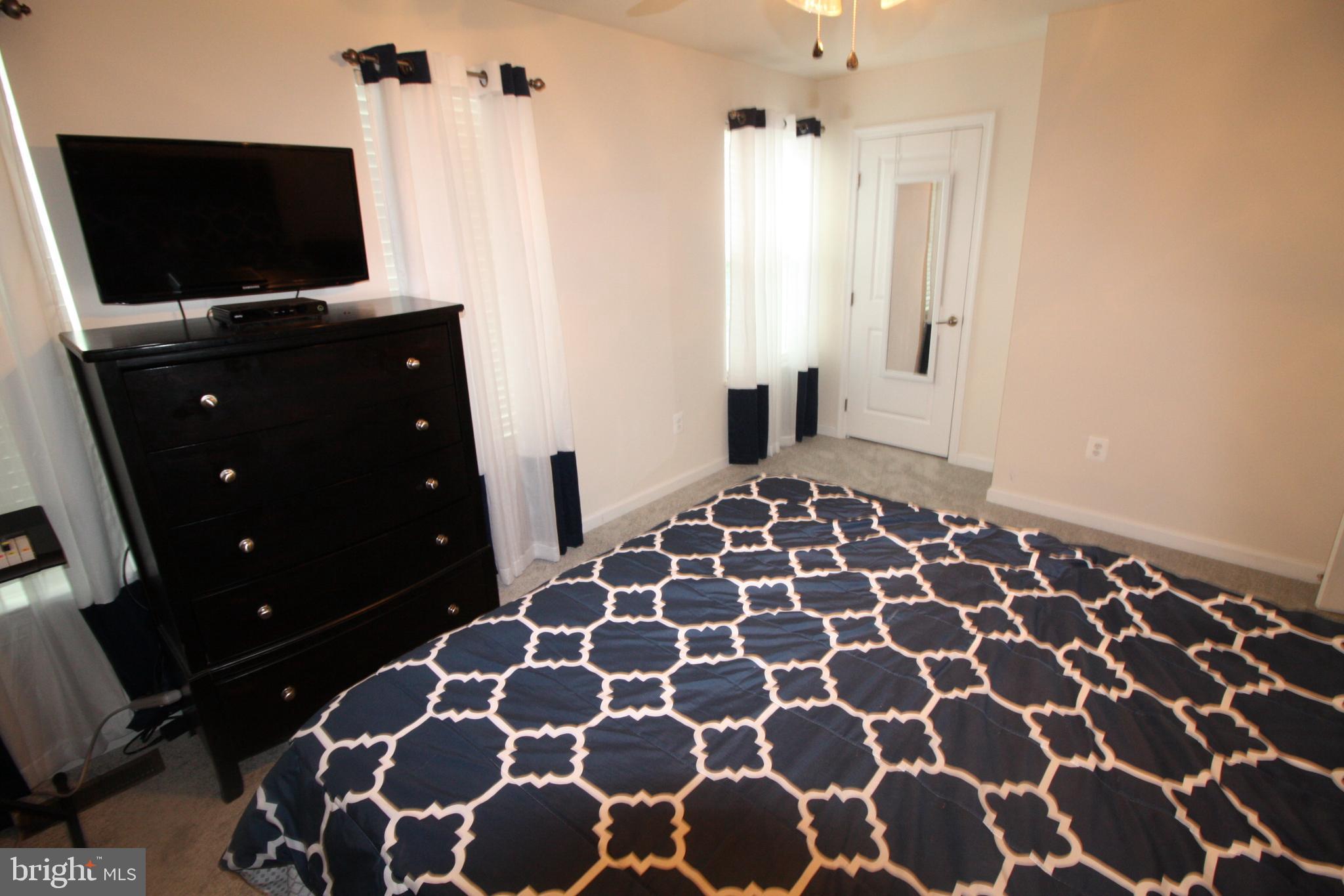 AUTUMN HILLS - Residential