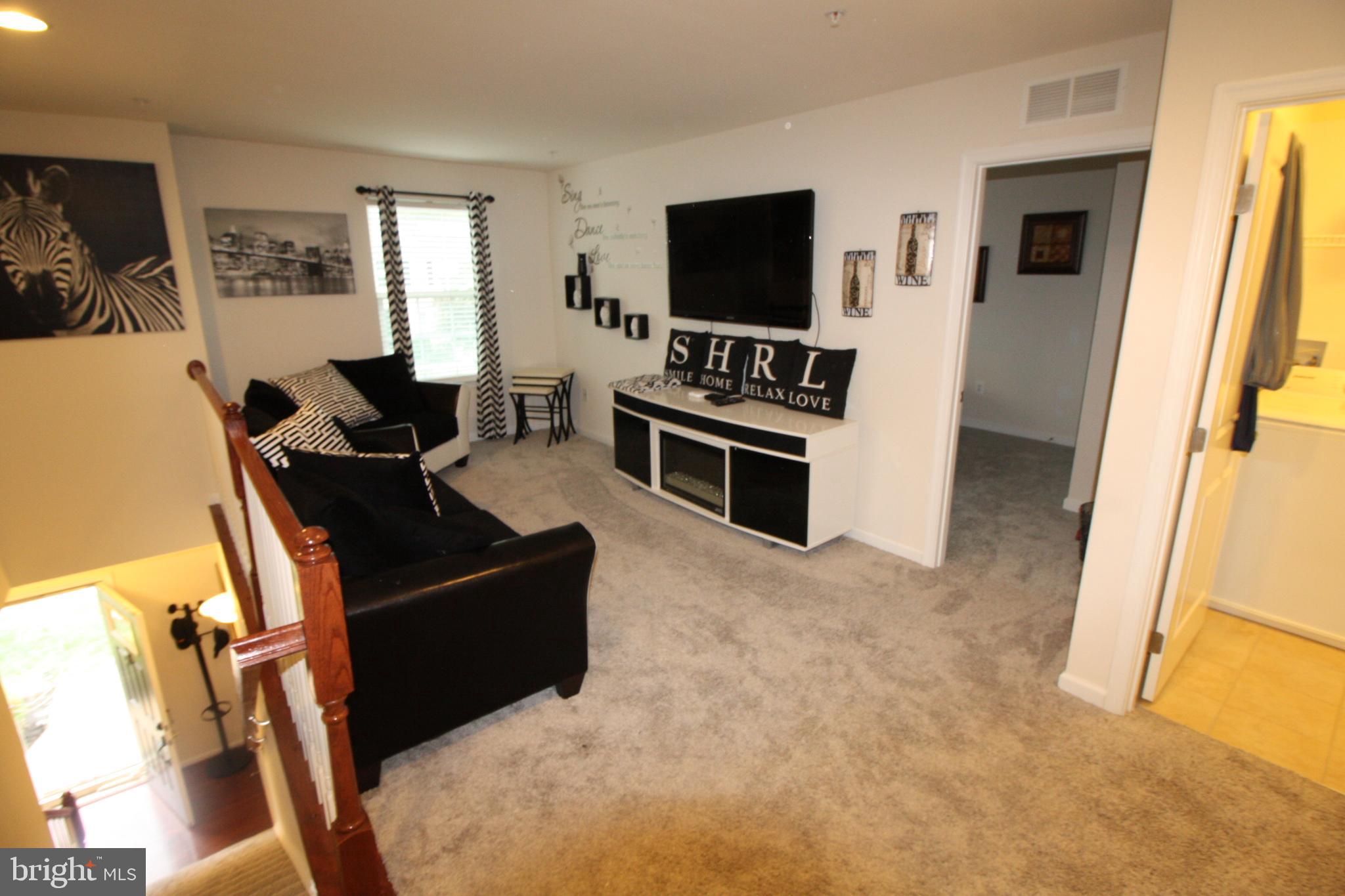 AUTUMN HILLS - Residential