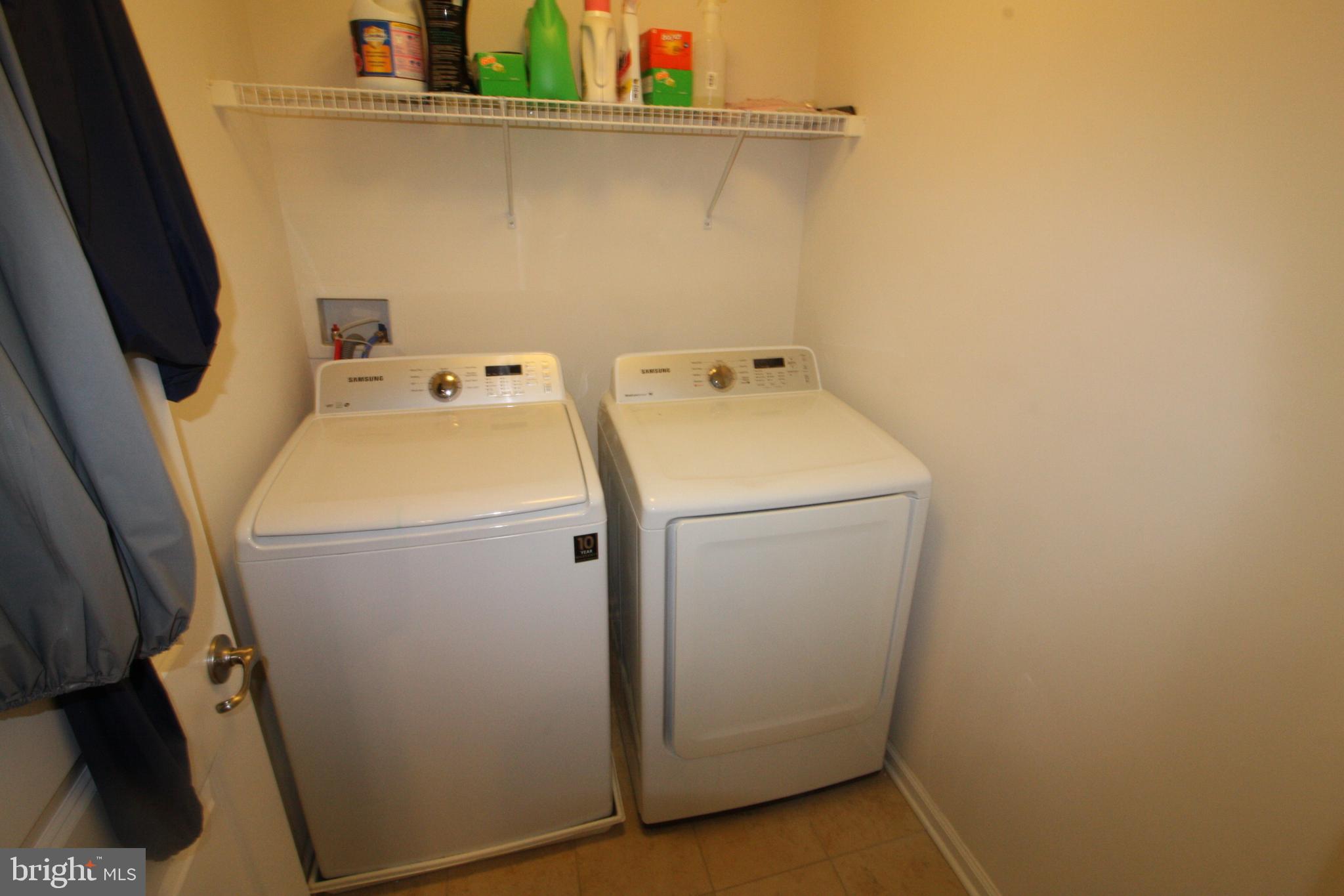 AUTUMN HILLS - Residential