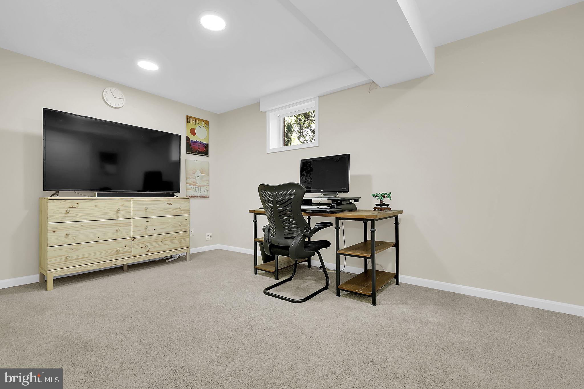 BEAU MONDE ESTATES - Residential