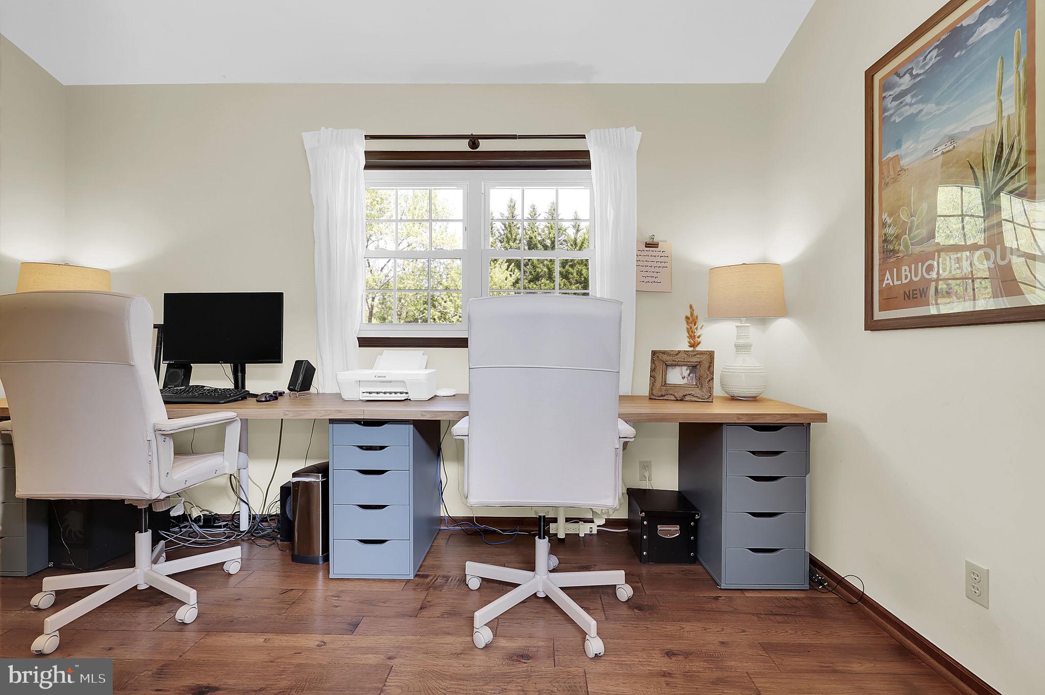 BEAU MONDE ESTATES - Residential