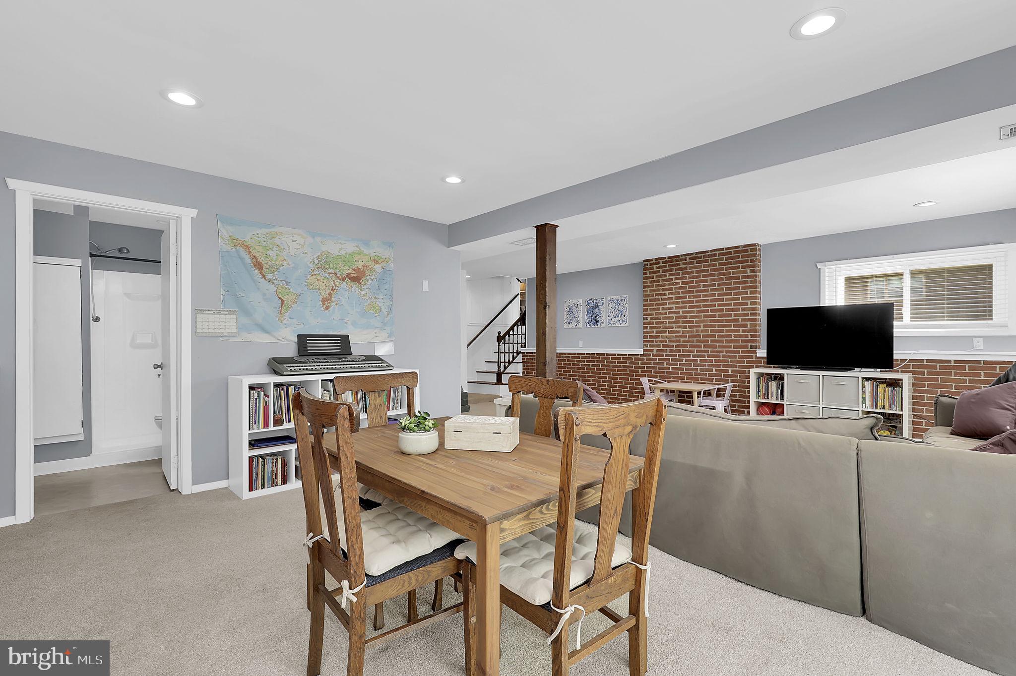 BEAU MONDE ESTATES - Residential