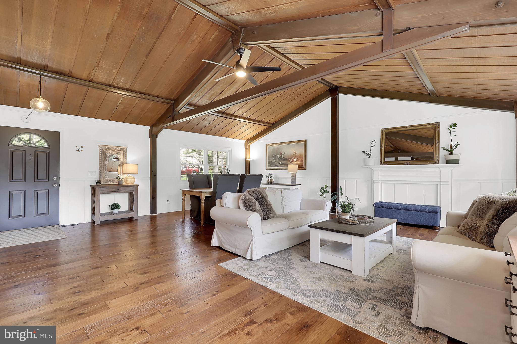 BEAU MONDE ESTATES - Residential