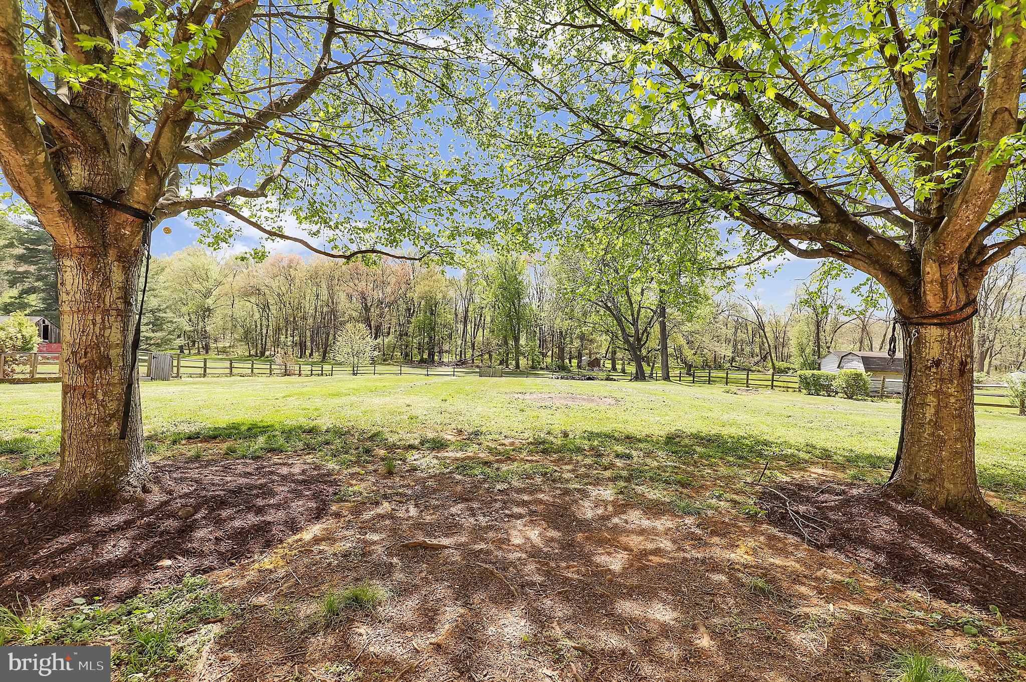 BEAU MONDE ESTATES - Residential