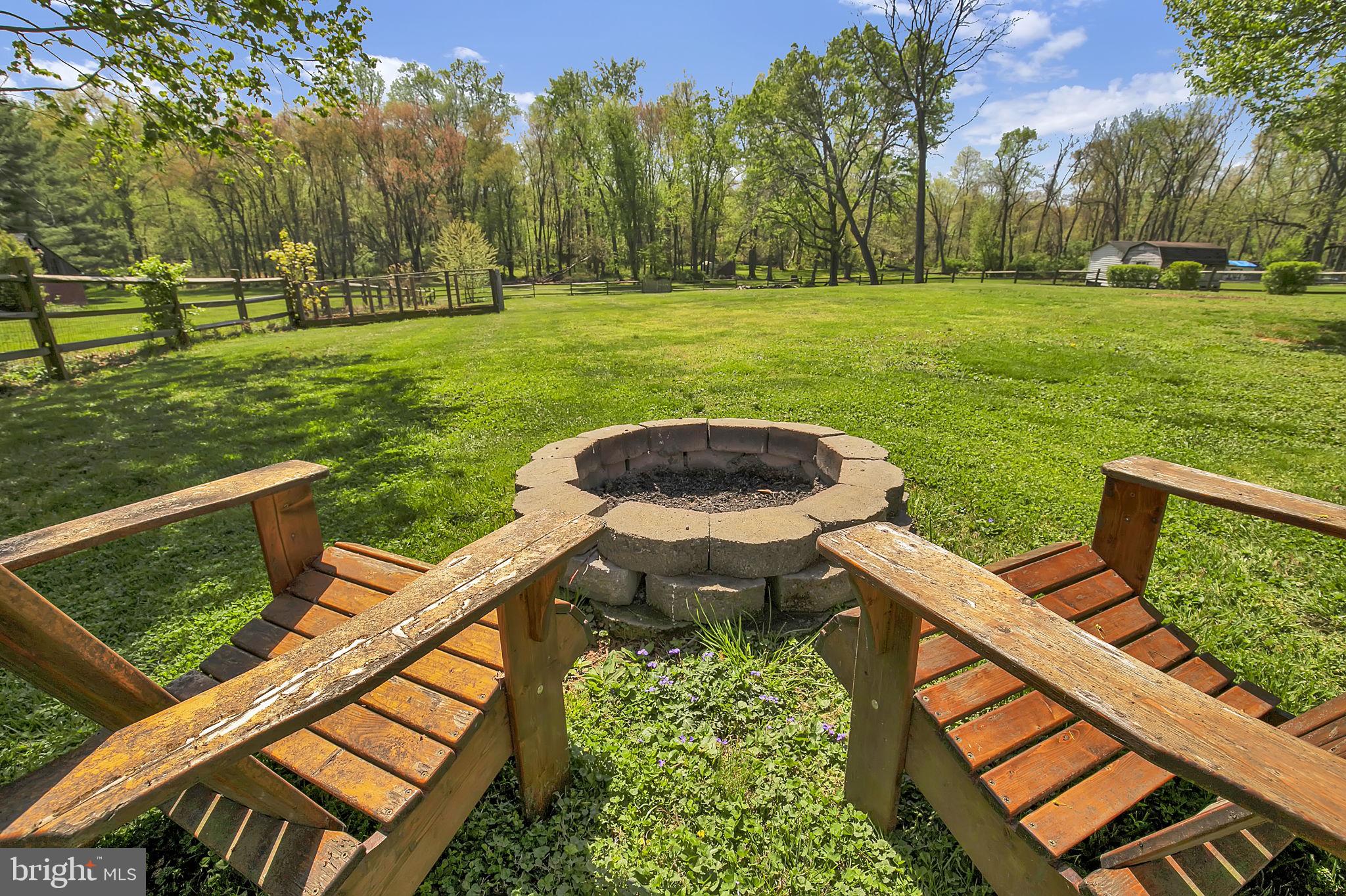 BEAU MONDE ESTATES - Residential