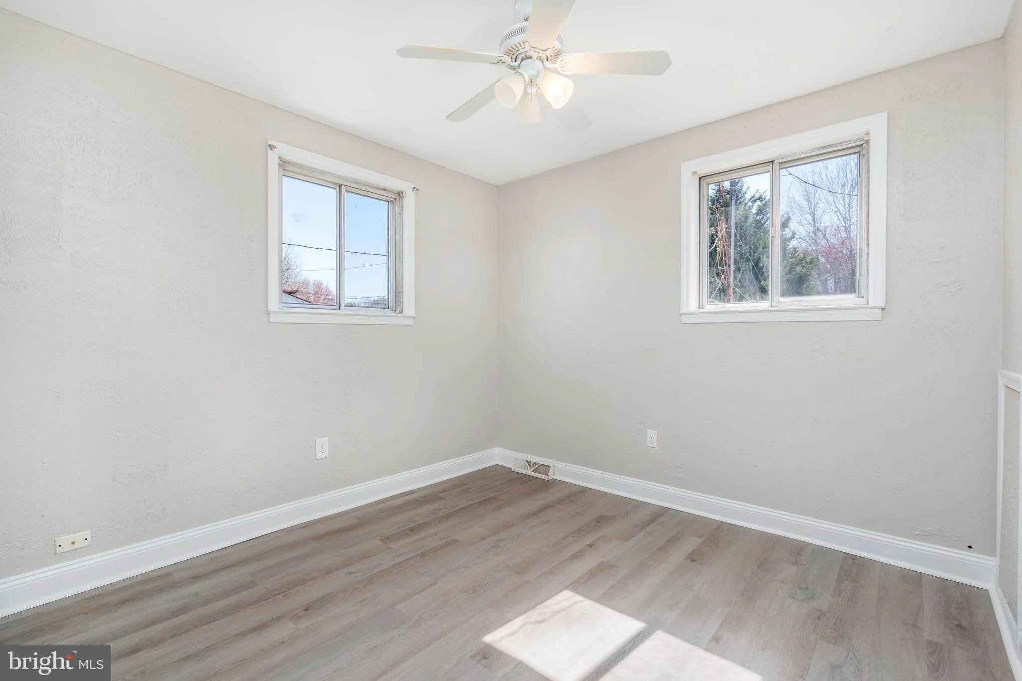 Newark, Delaware 19711, United States, 4 Bedrooms Bedrooms, ,2 BathroomsBathrooms,Residential,Active,98244