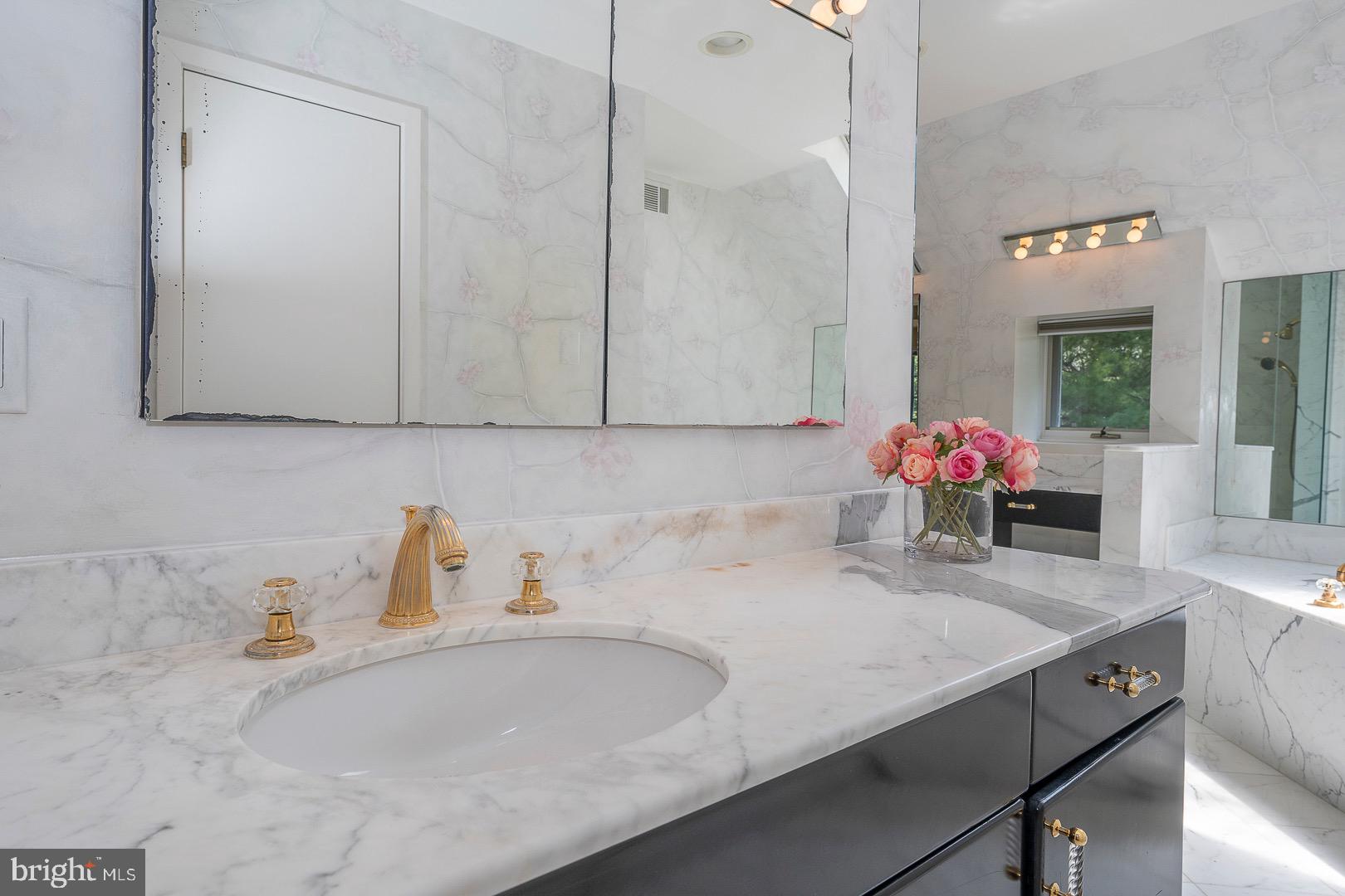 ARONIMINK - Residential