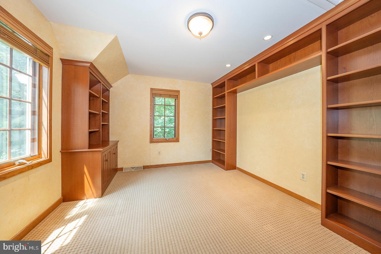 ARONIMINK - Residential