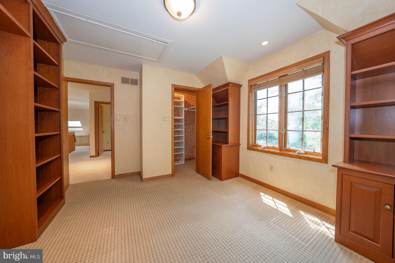 ARONIMINK - Residential