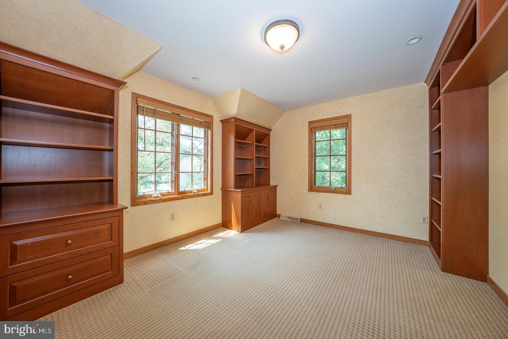 ARONIMINK - Residential