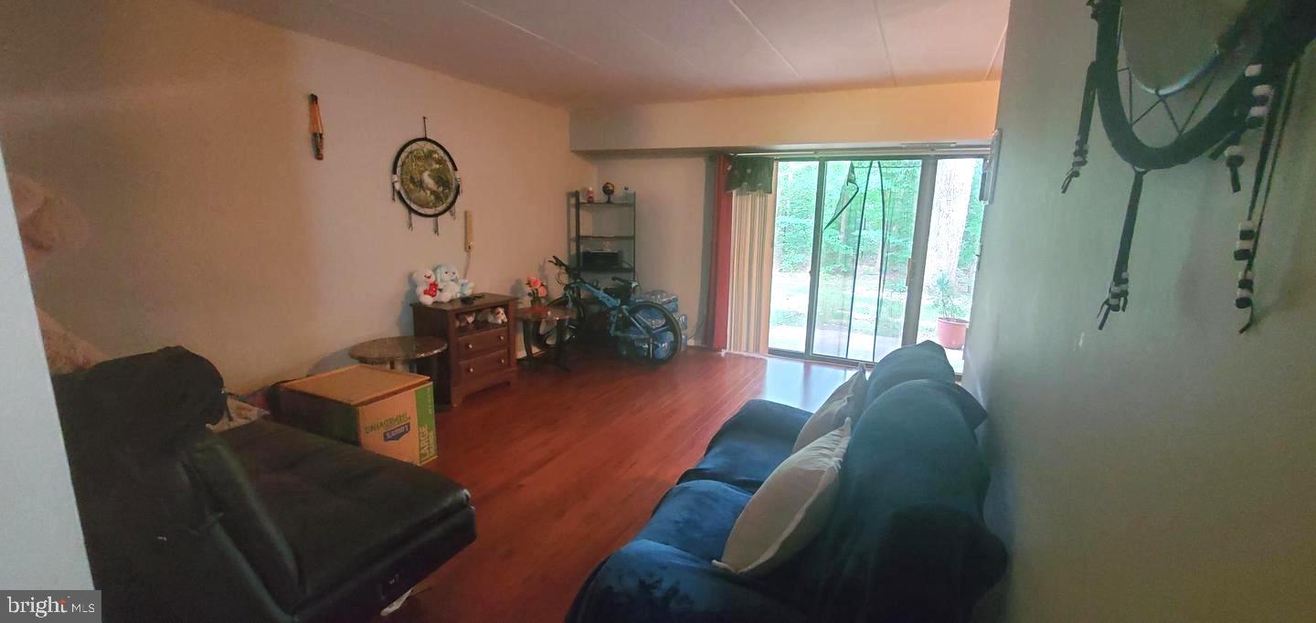 GLENVALE CONDO - Residential Lease