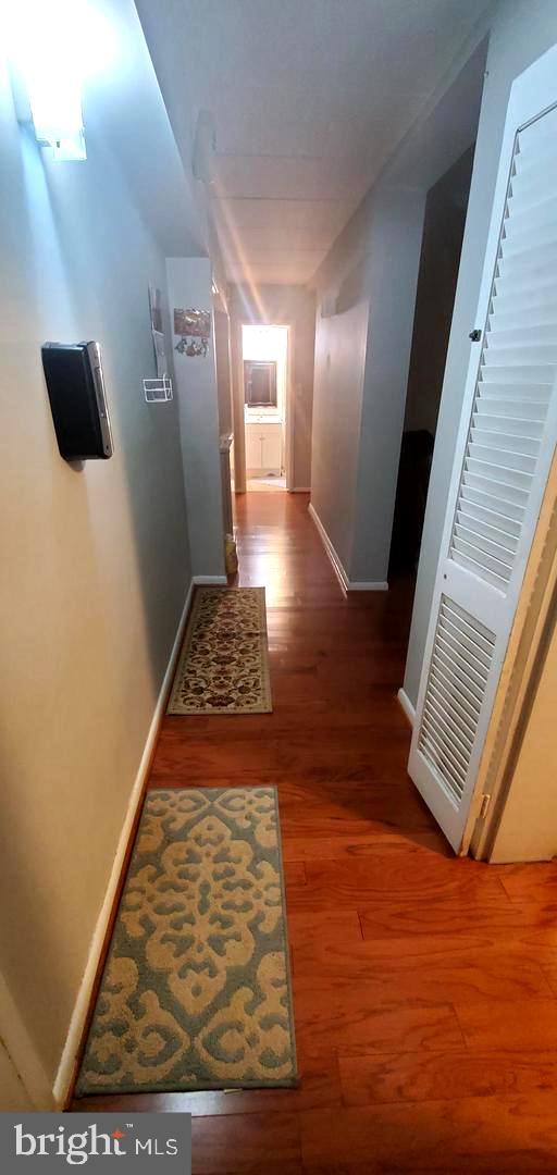 GLENVALE CONDO - Residential Lease