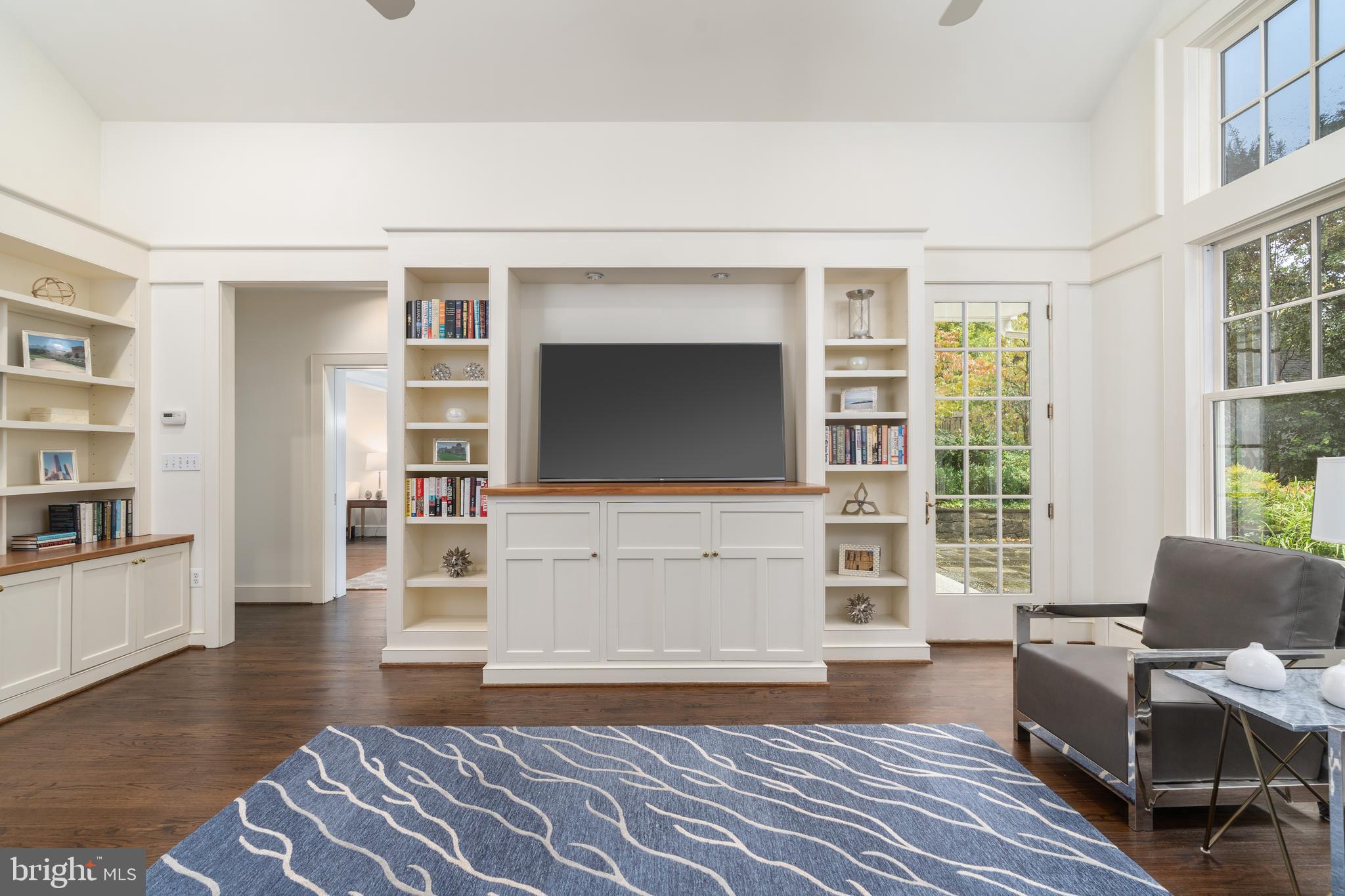 BATTERY PARK - Residential