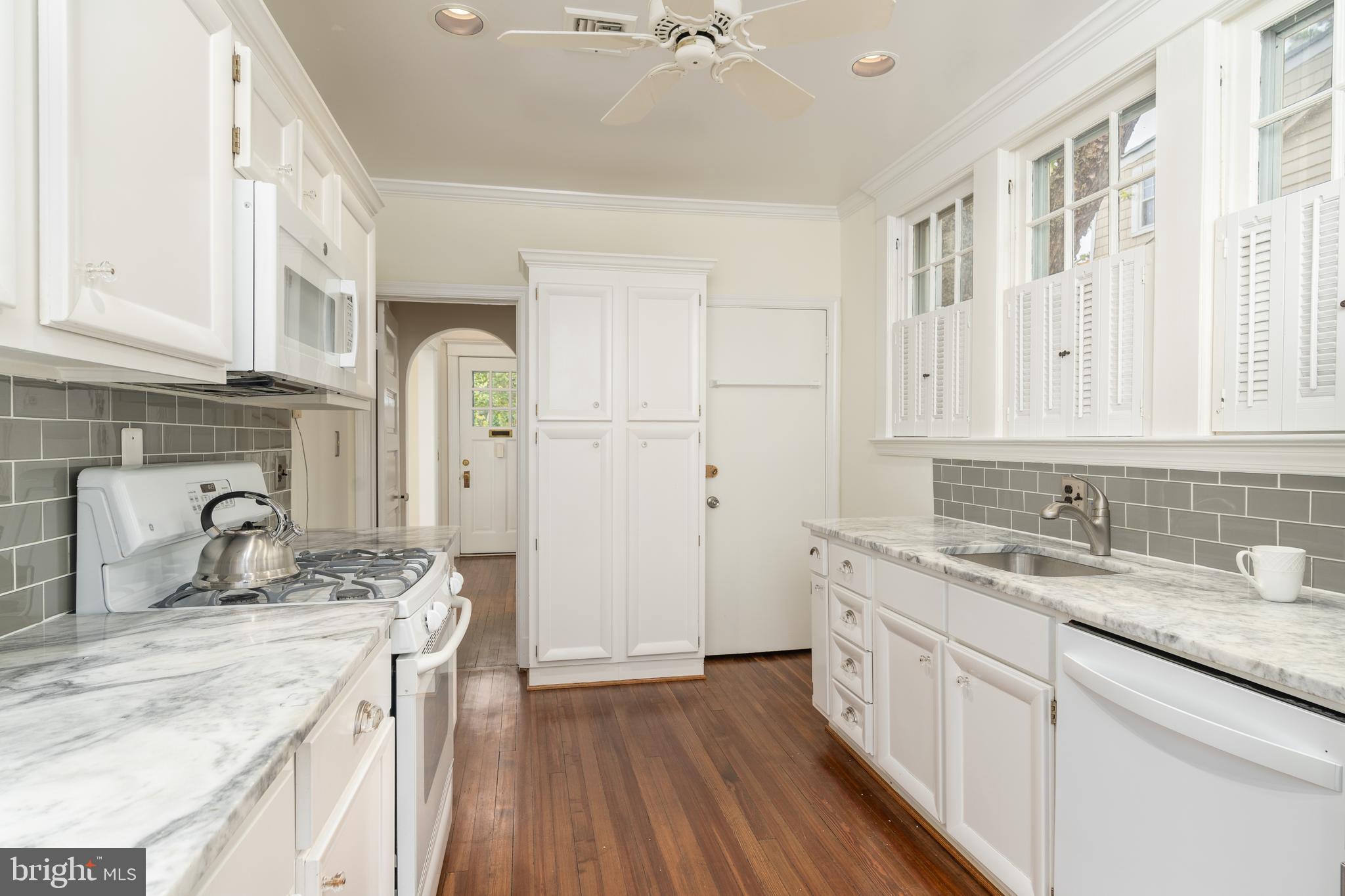 BATTERY PARK - Residential