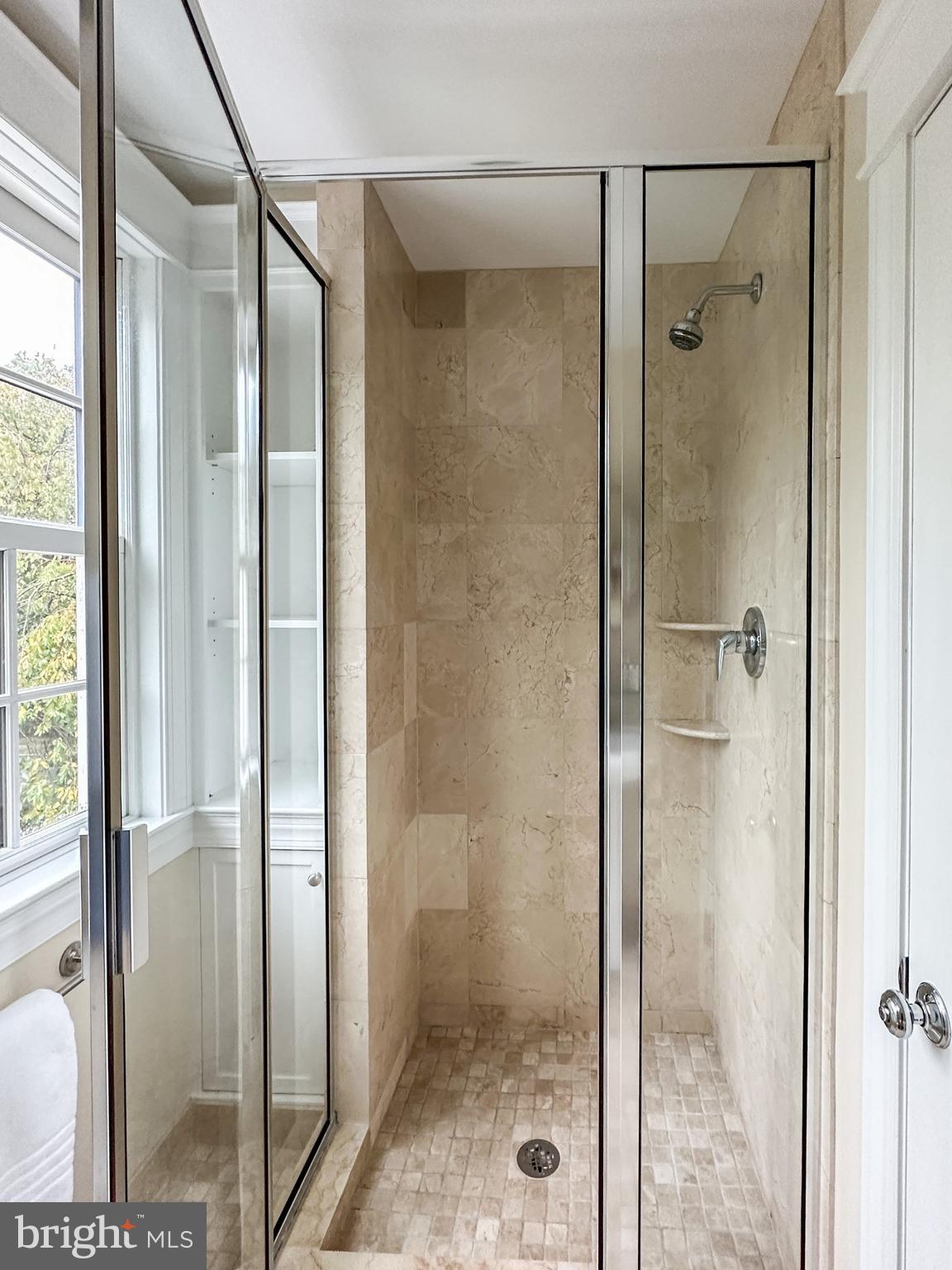 BATTERY PARK - Residential