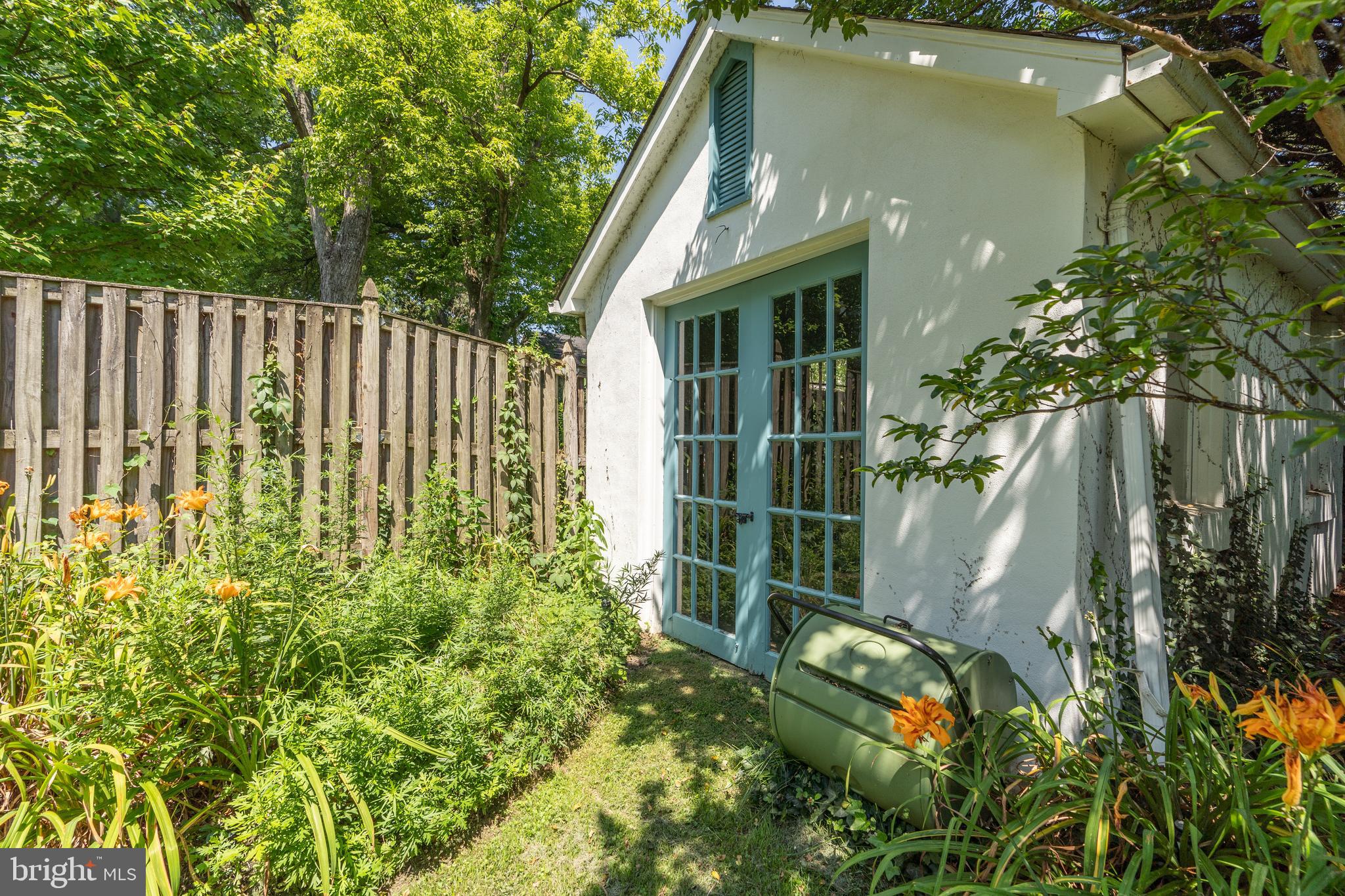 BATTERY PARK - Residential
