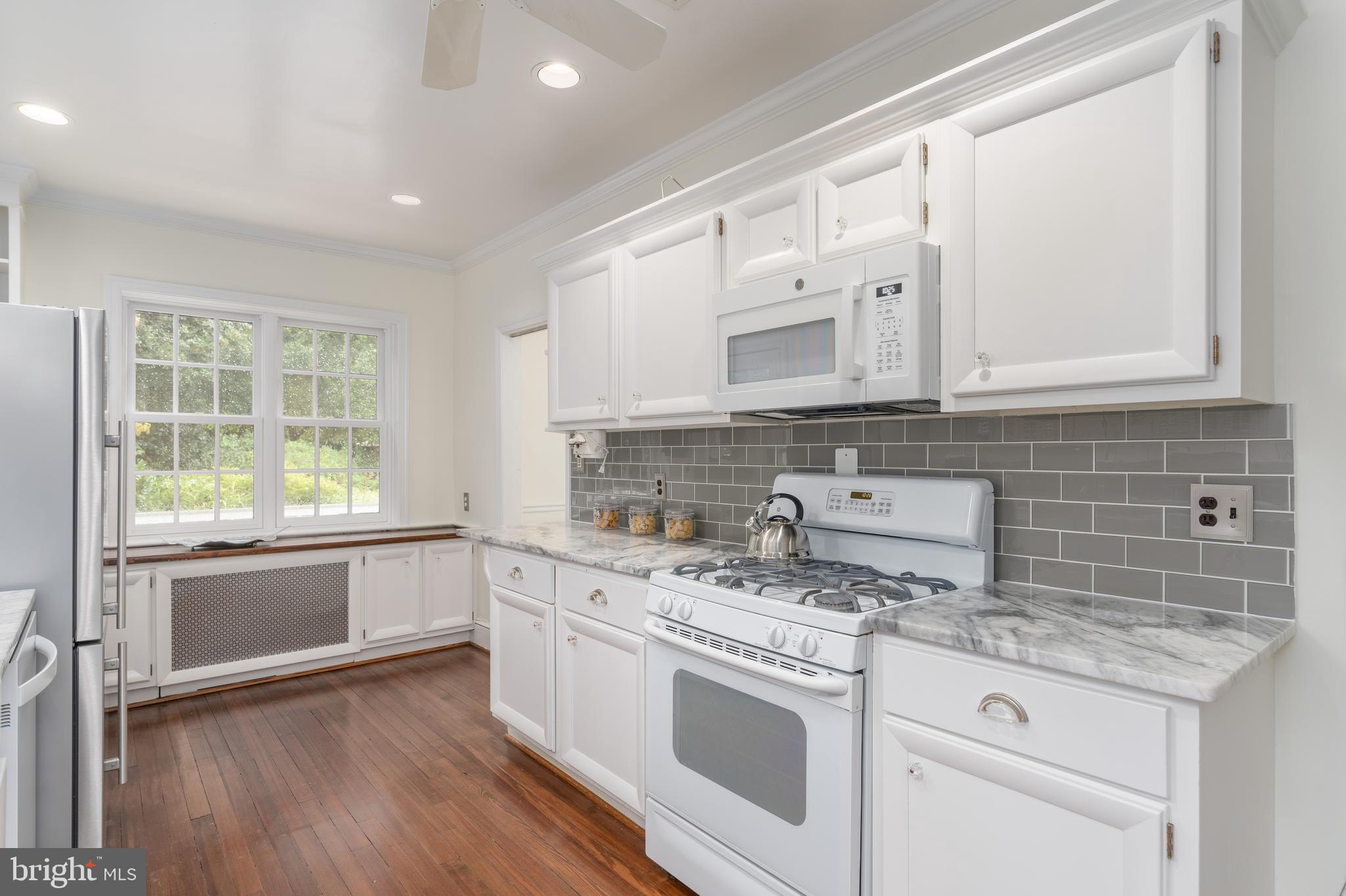 BATTERY PARK - Residential