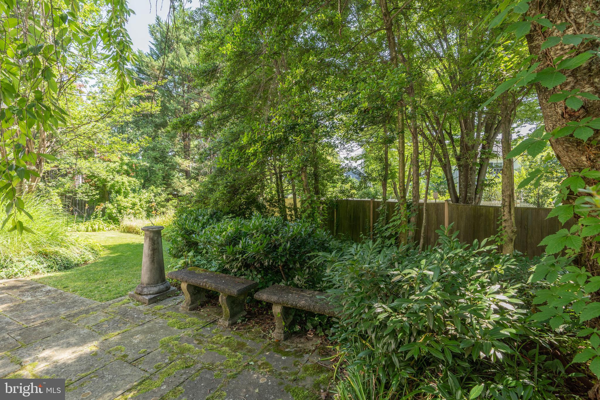 BATTERY PARK - Residential