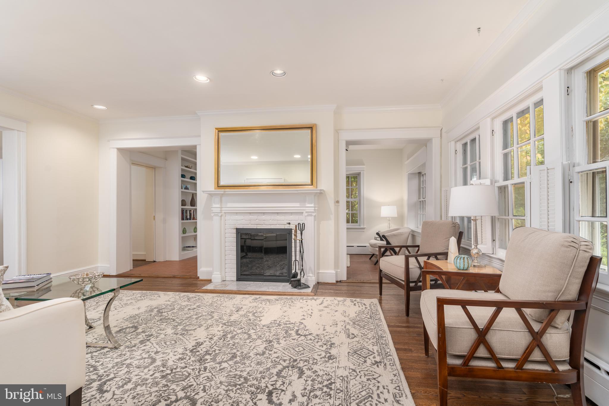 BATTERY PARK - Residential