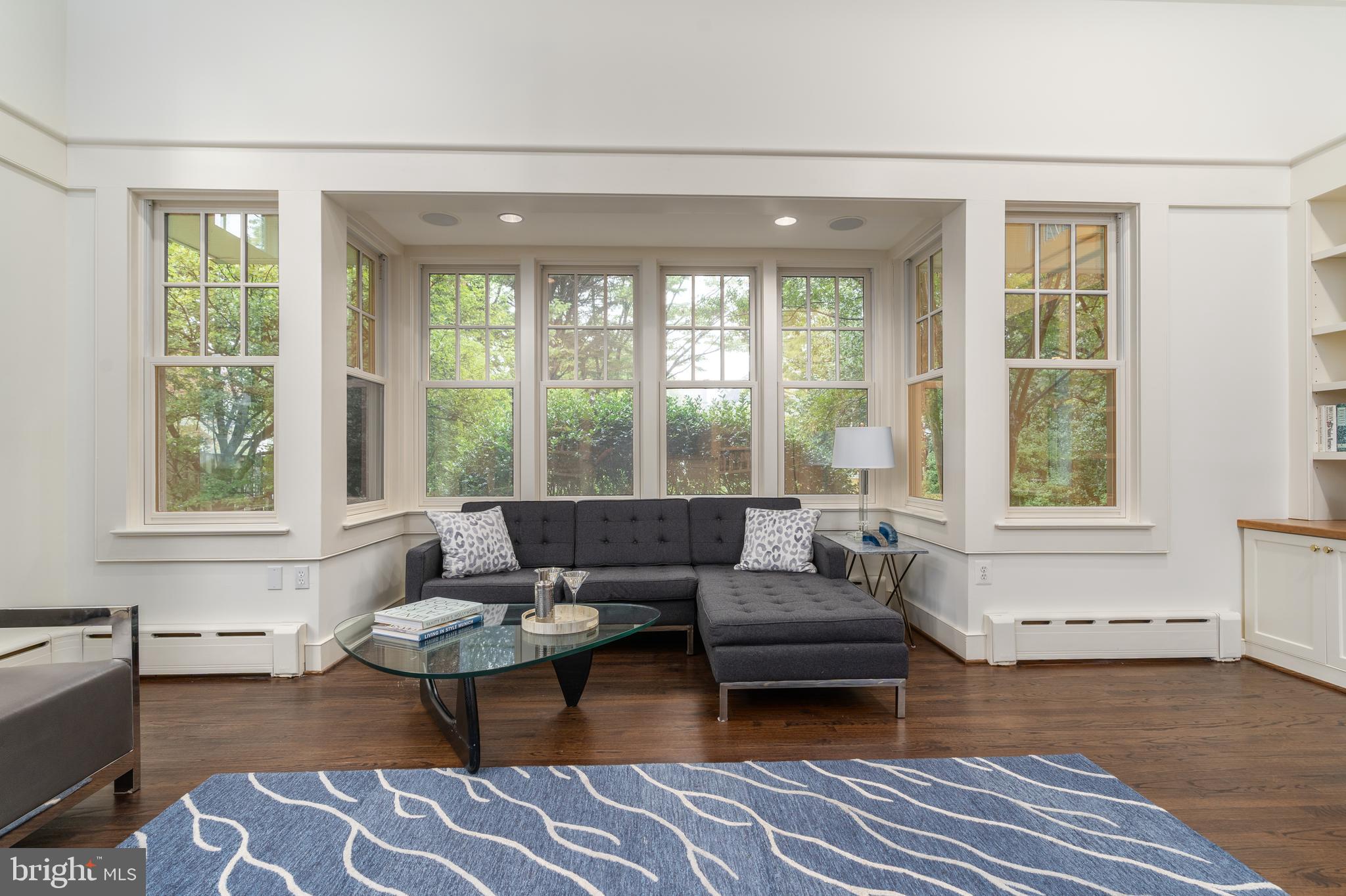 BATTERY PARK - Residential