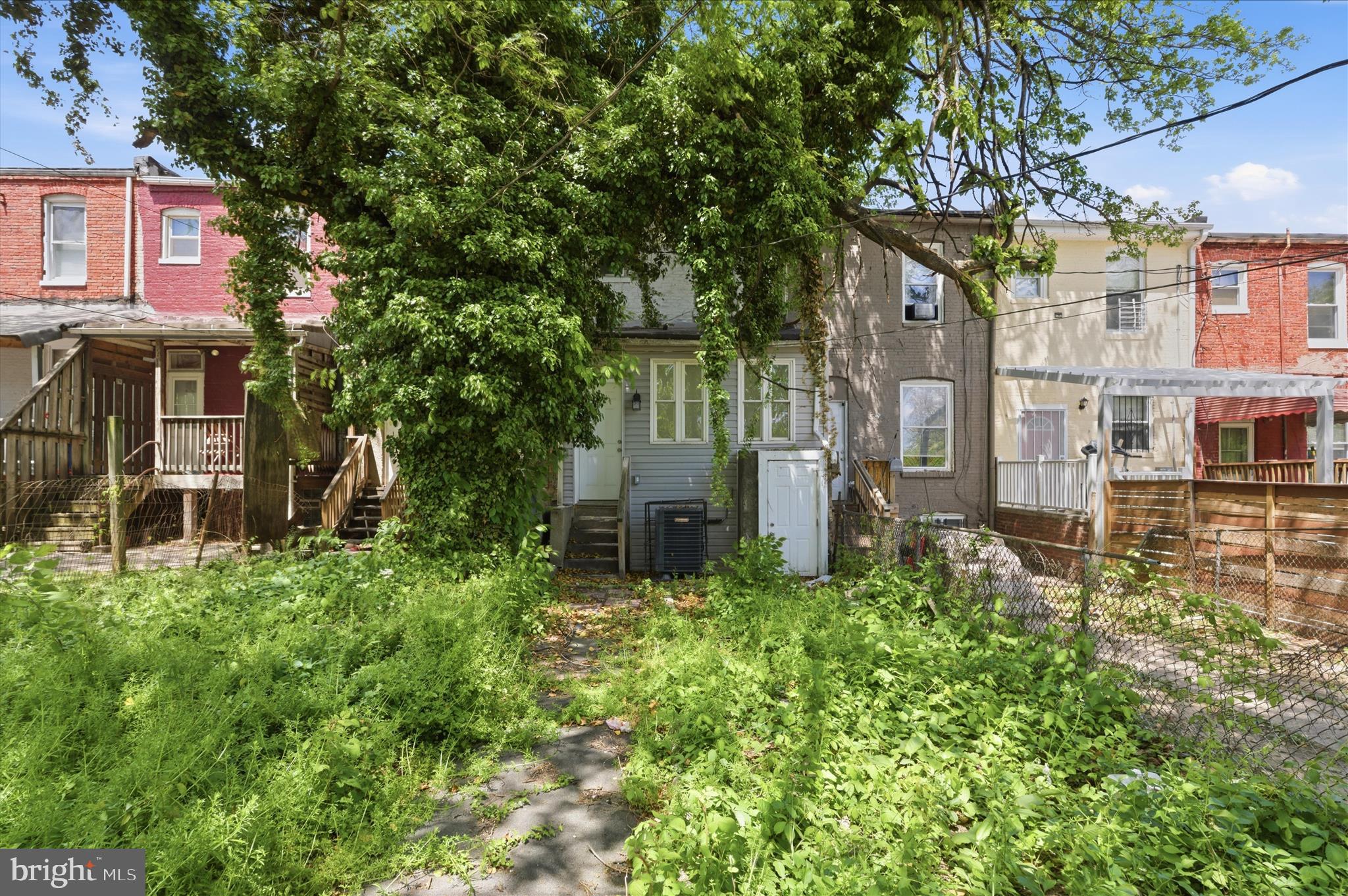 WEST BALTIMORE - Residential