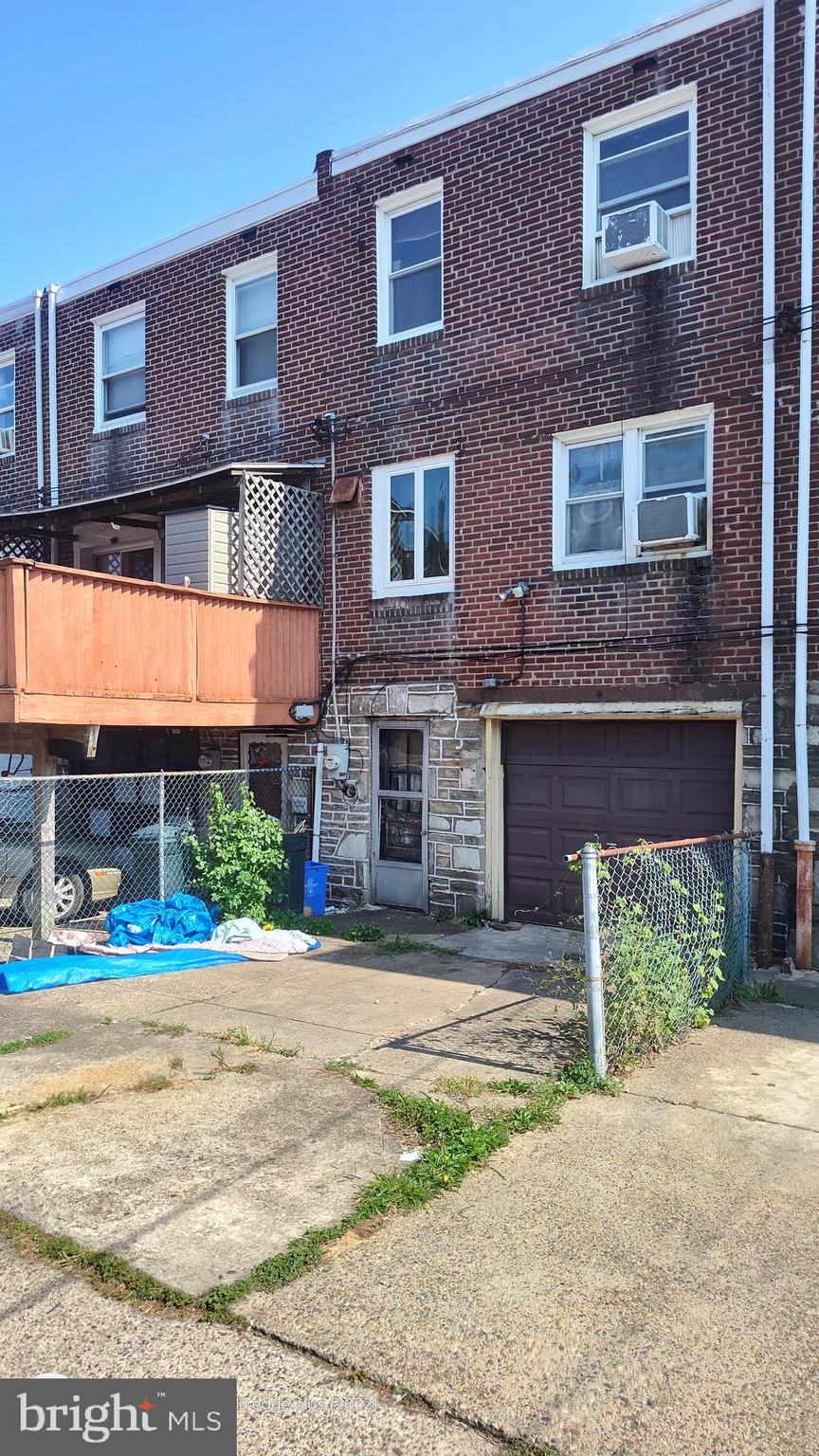 MAYFAIR (EAST) - Residential